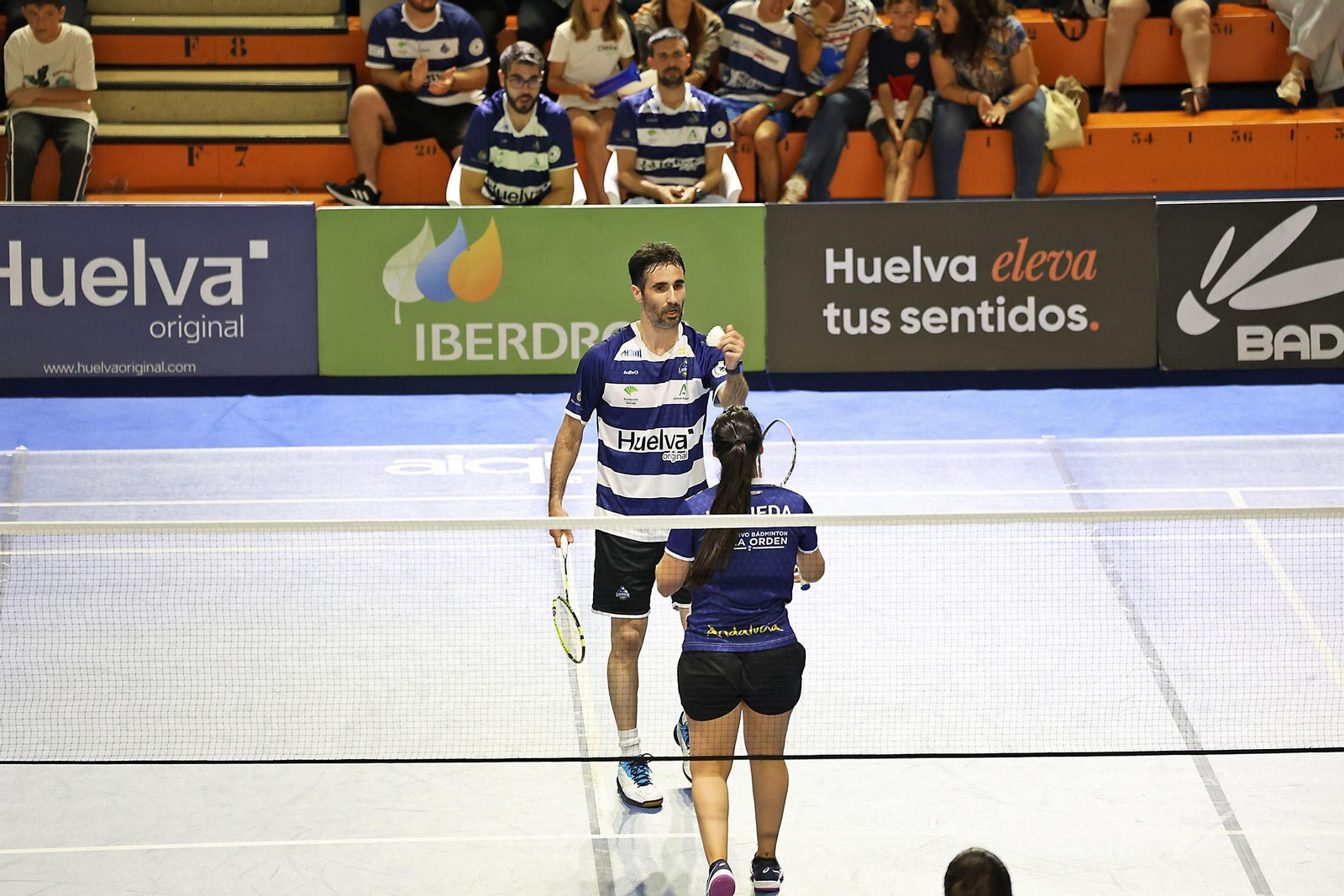 Imágenes de la final de liga de bádminton entre el IES La Orden y La RInconada