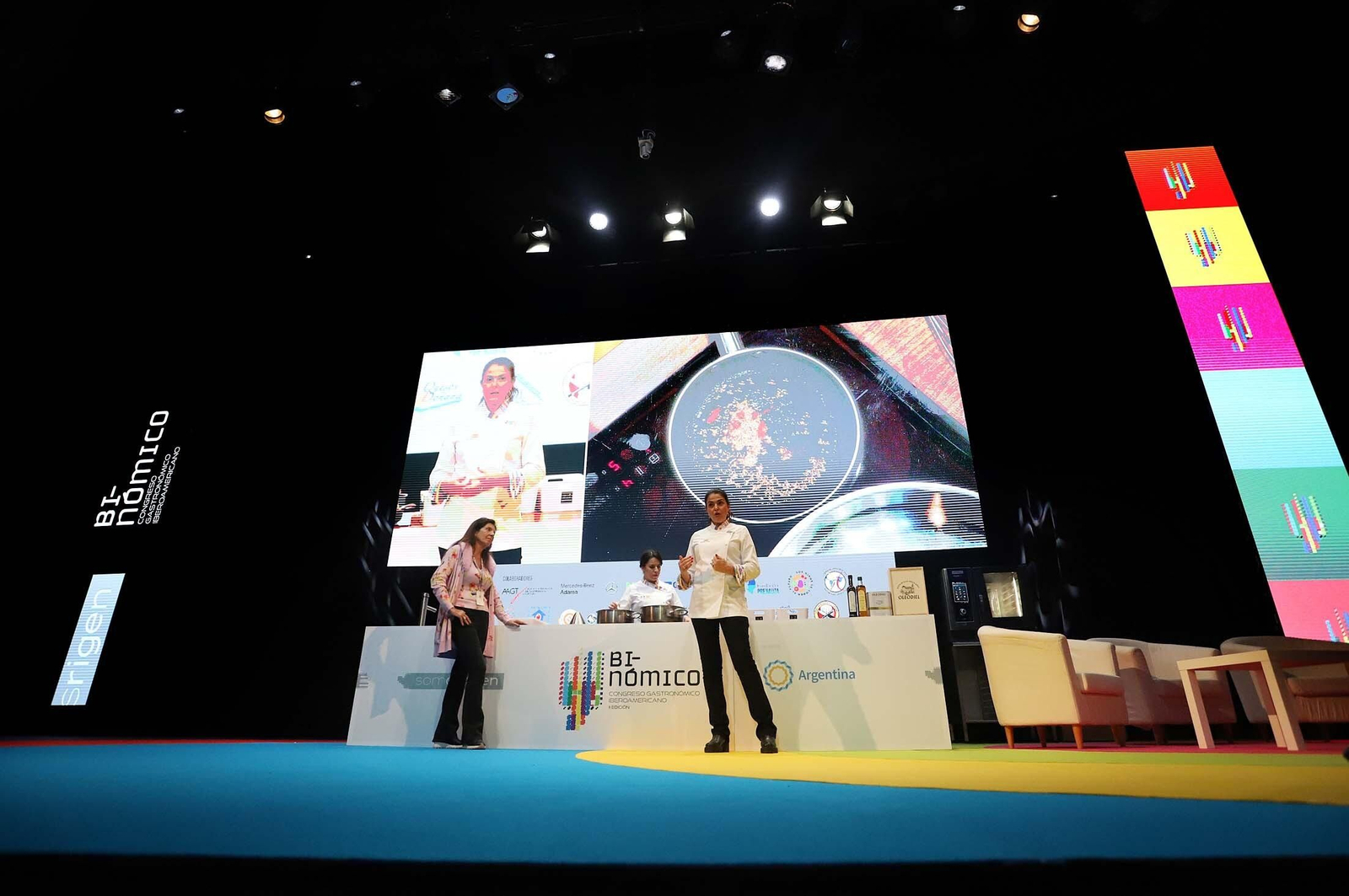 Talleres y ambiente en la segunda edición de Binómico, en imágenes