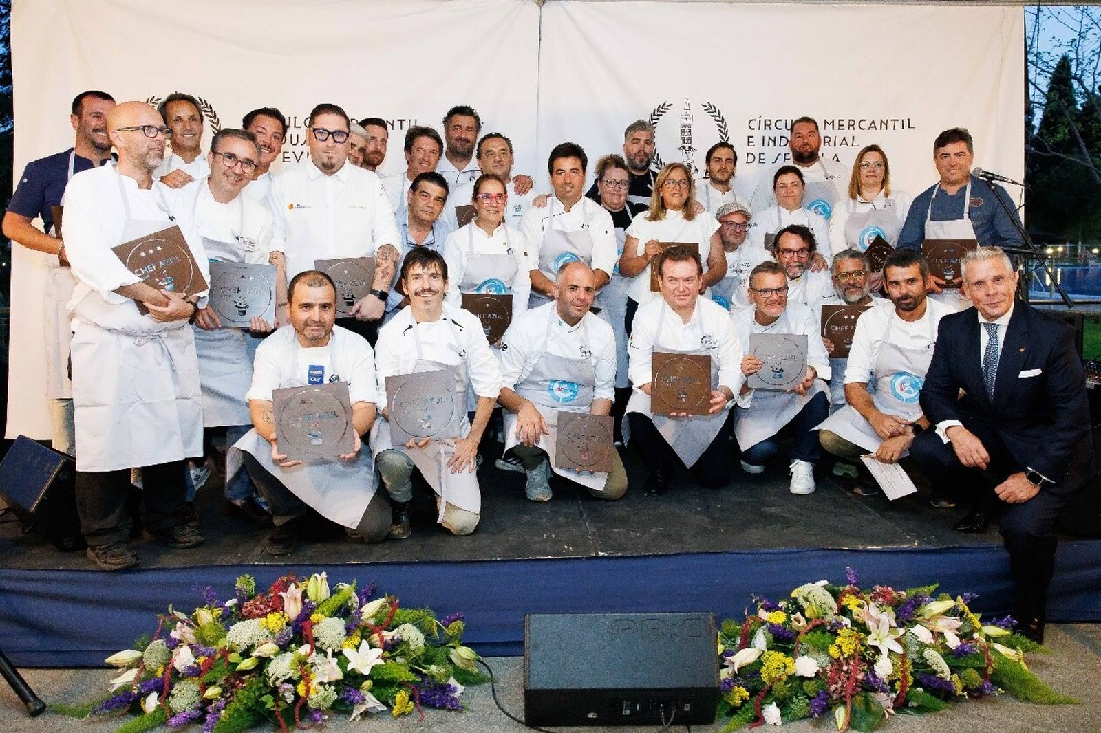 Los participantes en el Cóctel Benéfico Chefs azules el pasado año