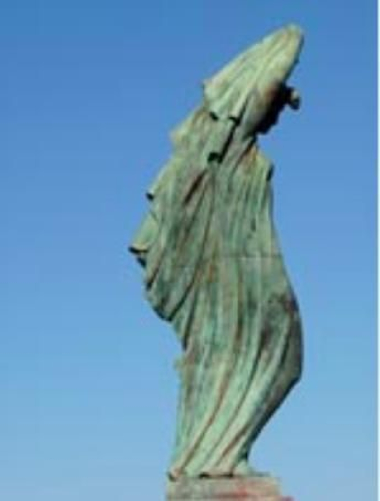 'A l'Aviador Duran El Dolor y la Gloria 1928', escultura  en bronce de Jaume Duran, en Barcelona.