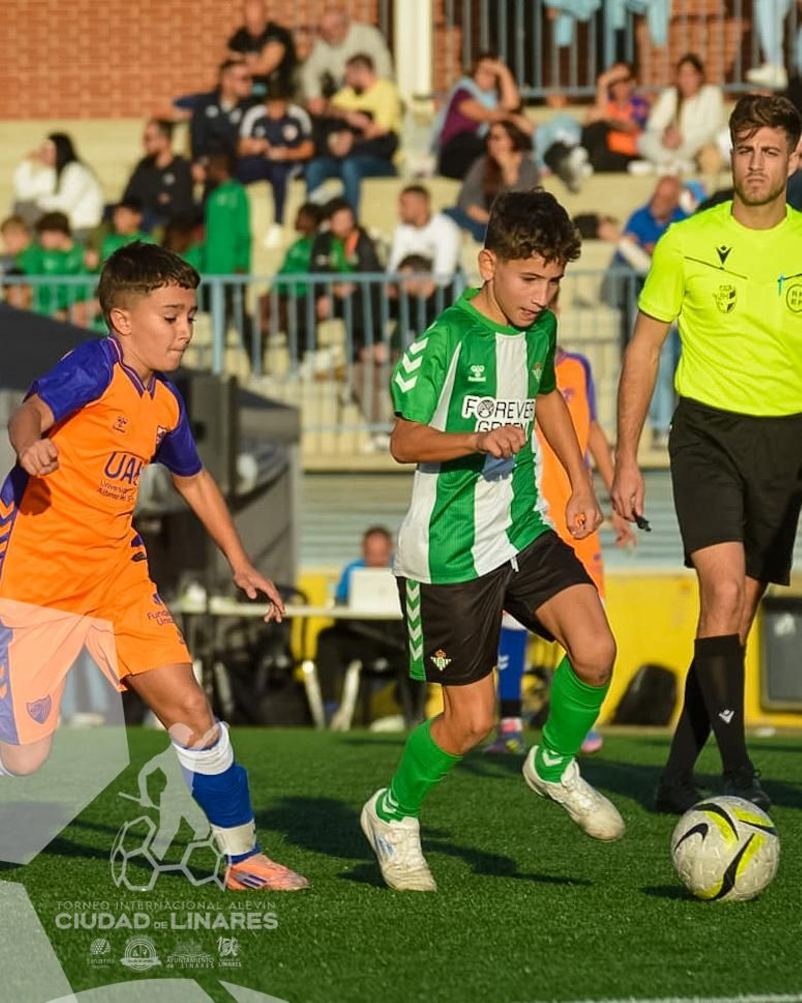 En imágenes: el RCD Espanyol, campeón del IV Torneo Internacional de Fútbol Alevín 'Ciudad de Linares'