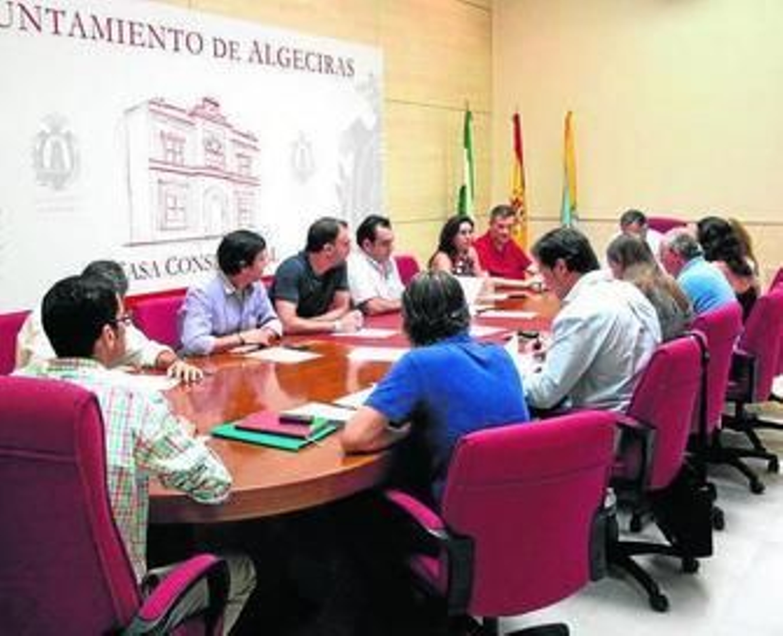Imagen de la Comisión de Hacienda, ayer, en el Consistorio.