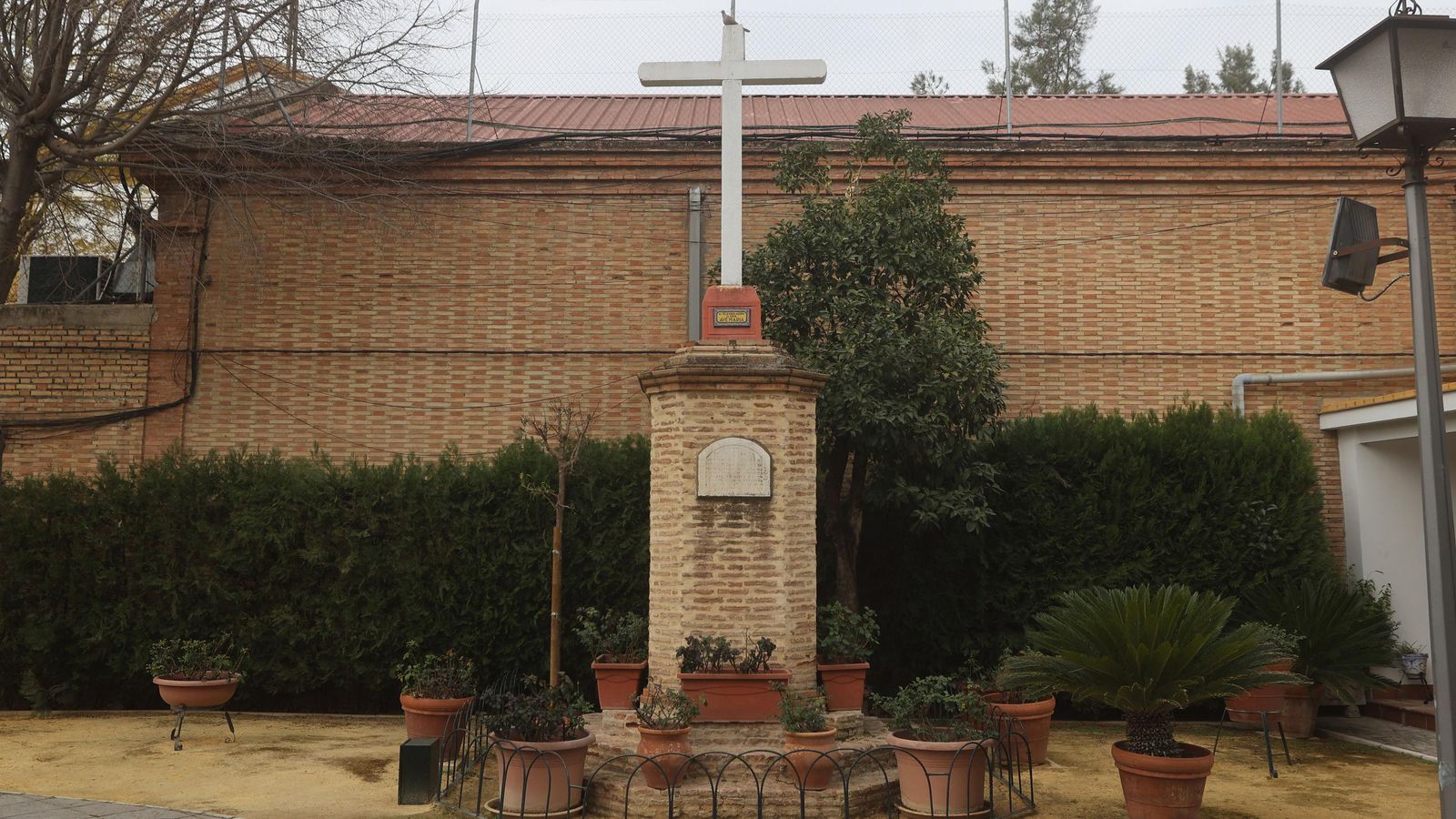 Crucero que recuerda la existencia del cementerio de San Sebastián.