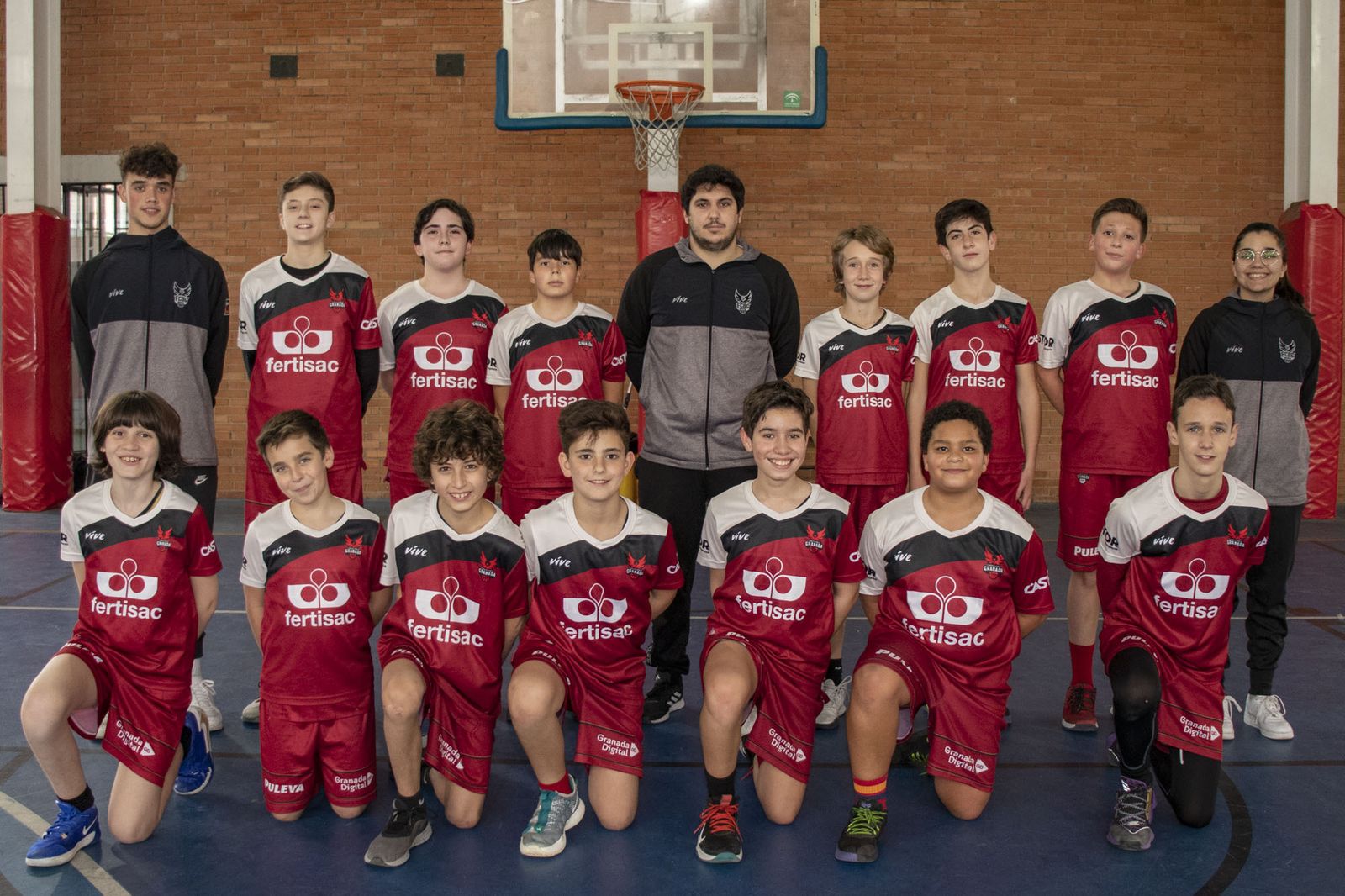 Plantilla del Fundación CB Granada que ha disputado el Campeonato de Andalucía.