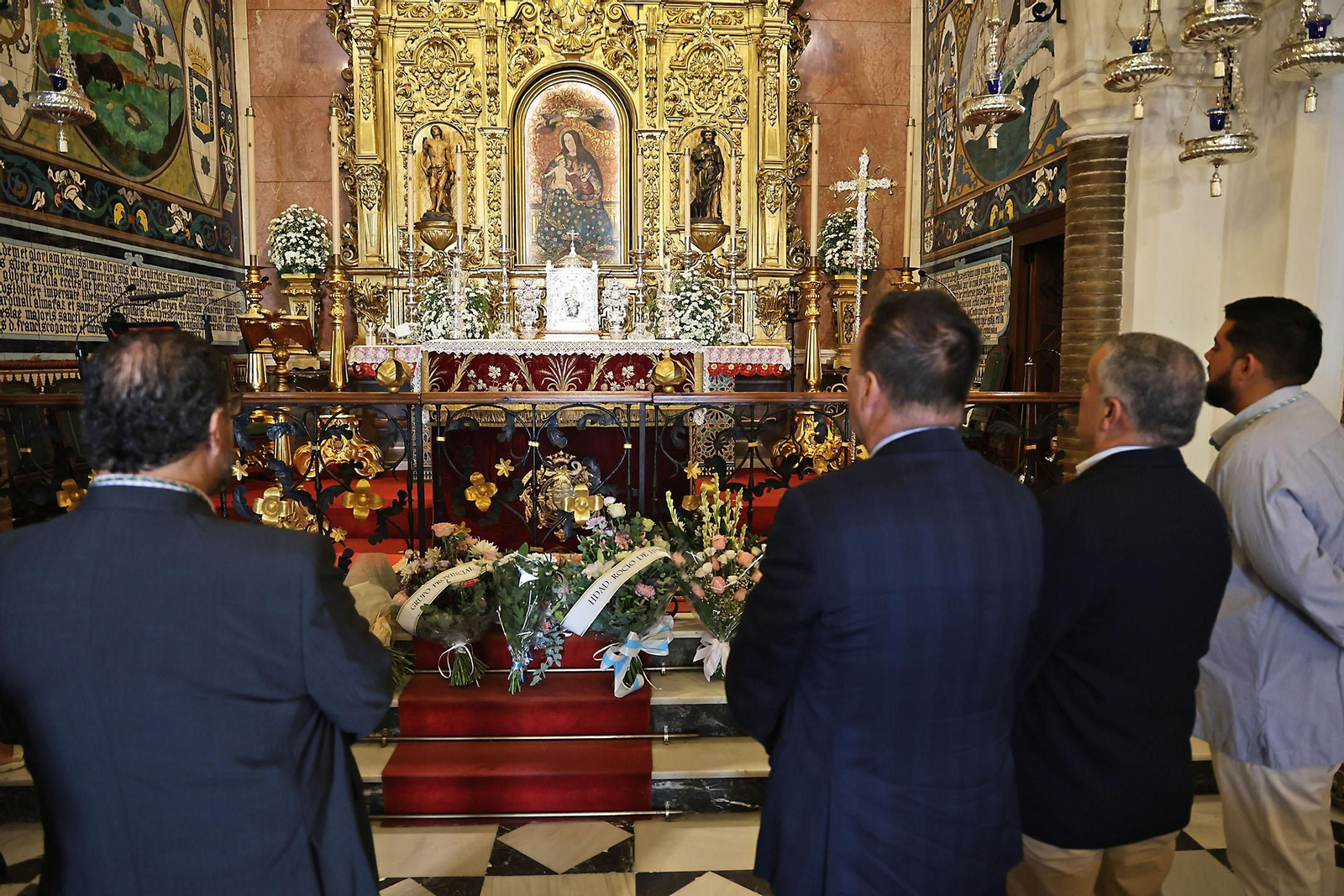 Imágenes de la ofrenda floral a la Virgen de La Cinta