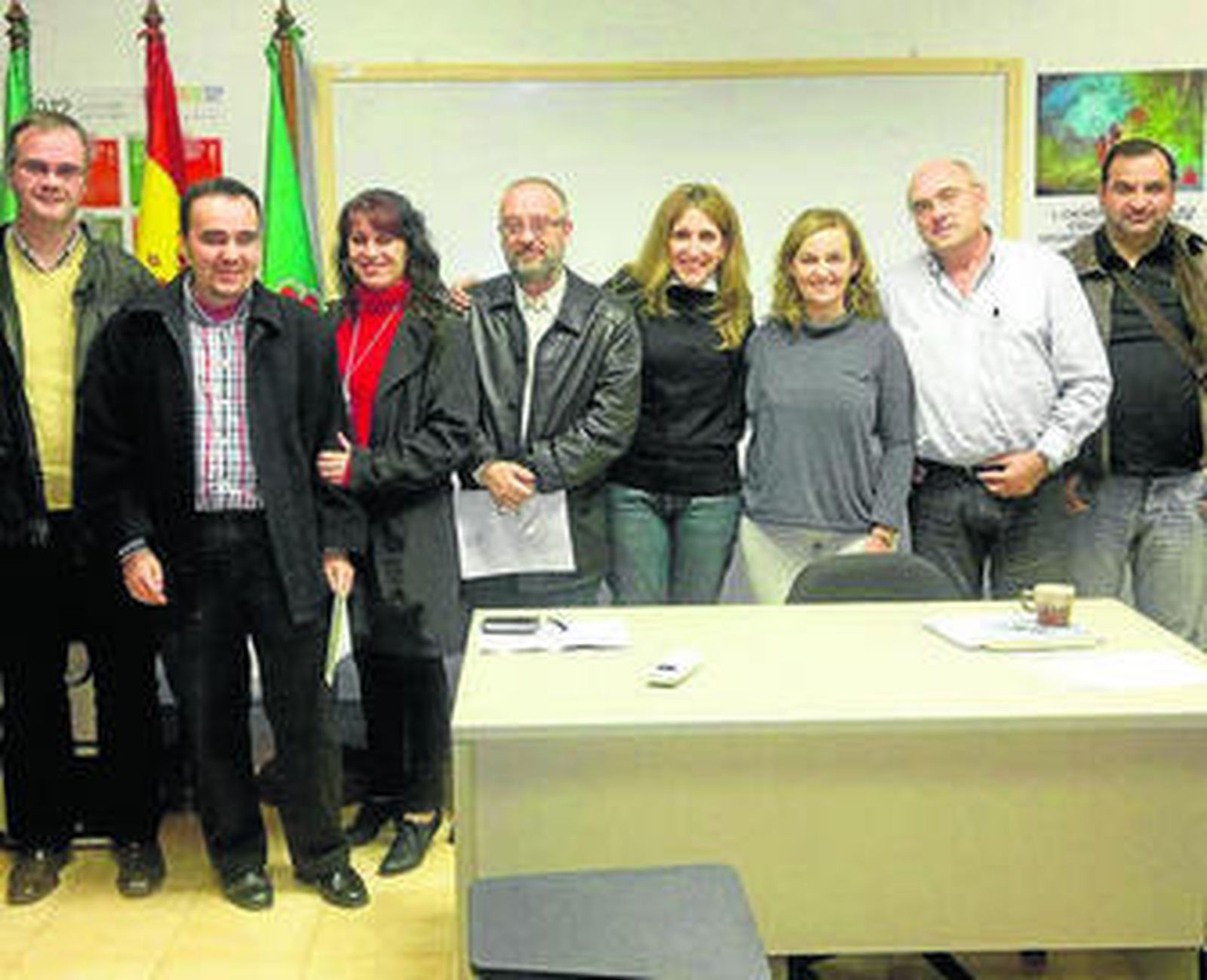 Participantes en la Mesa de la Discapacidad celebrada en El Ejido.