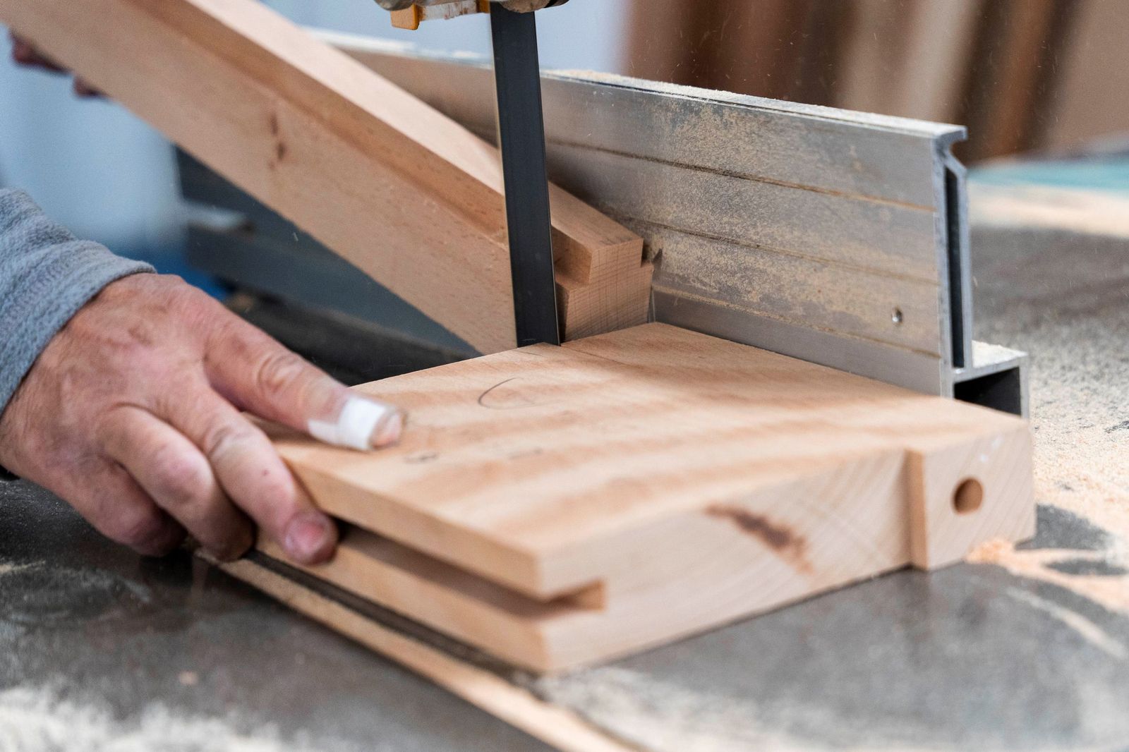 Carpinterías, un negocio tradicional que busca savia nueva, en imágenes