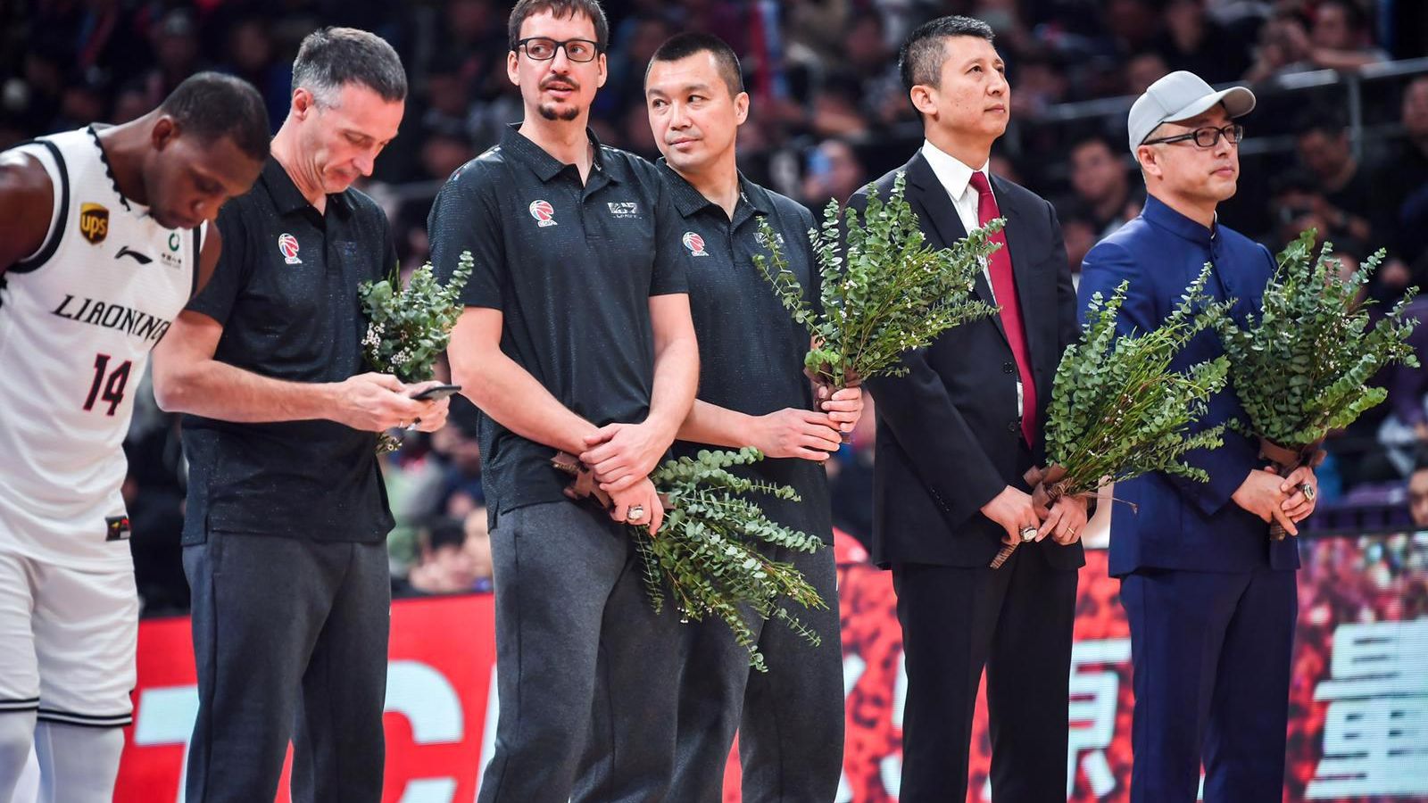 Sergio Sánchez durante una entrega de premios en China