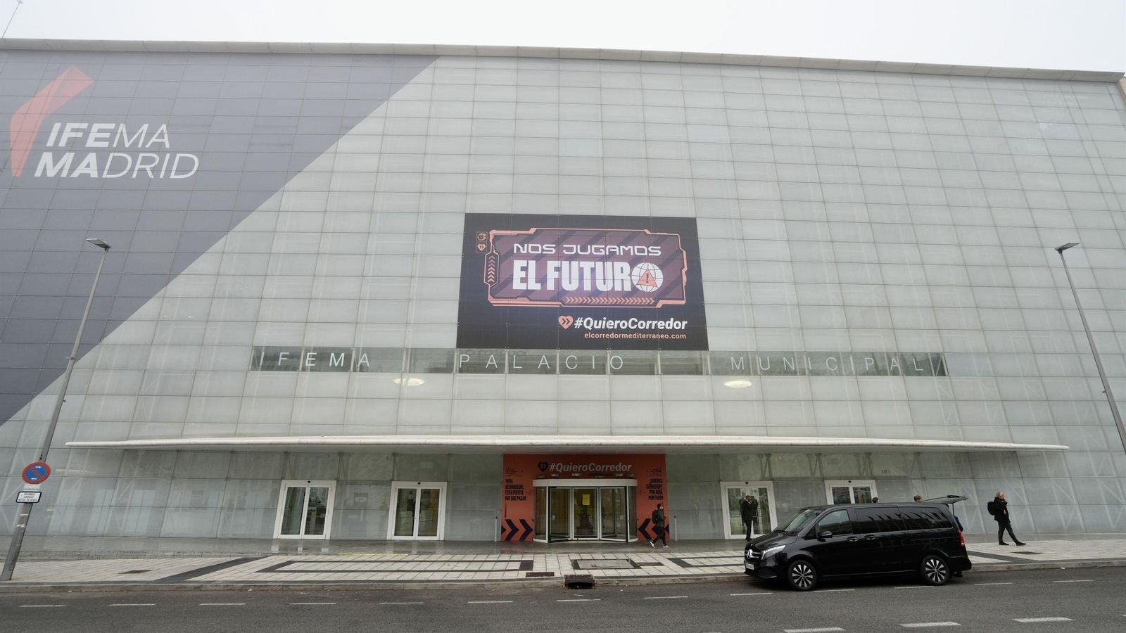 Cartel de 'Quiero Corredor', en Ifema