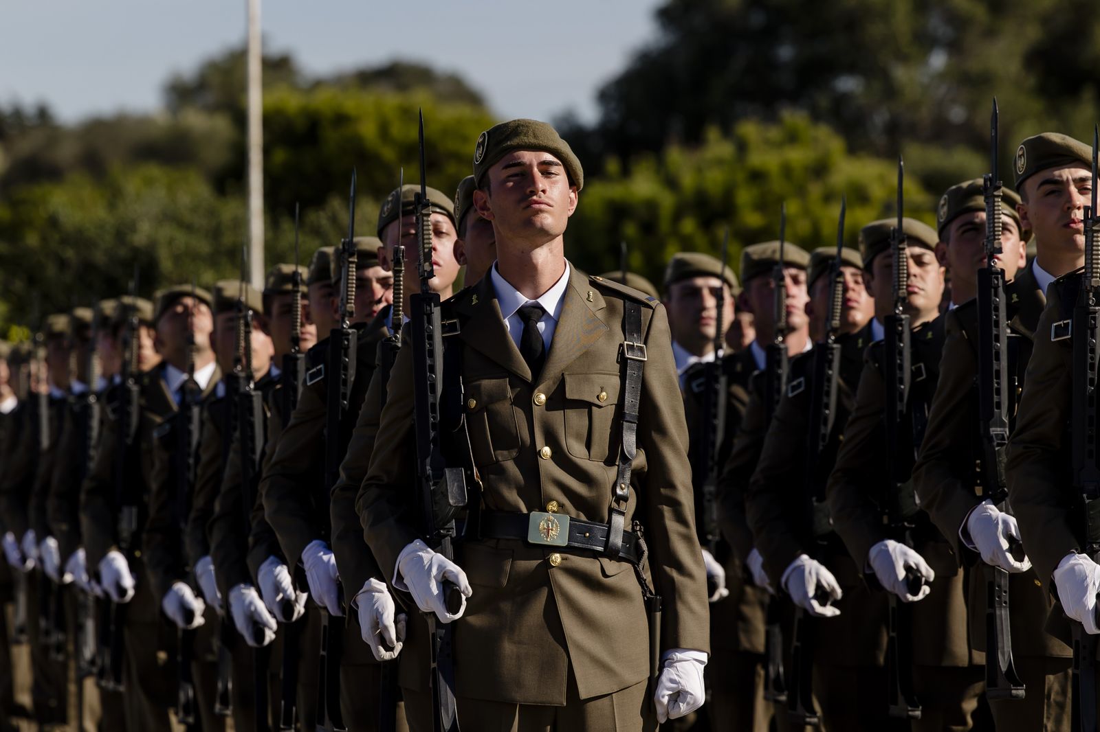 Las imágenes de la multitudinaria Jura de Bandera en Camposoto