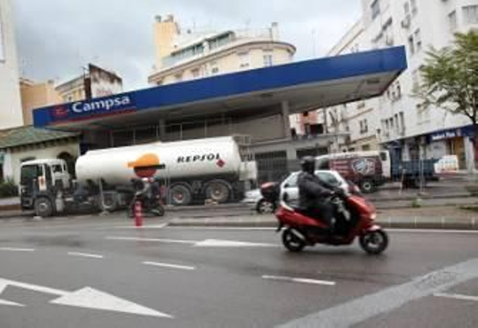 La gasolina sin plomo toca su precio máximo desde julio de 2008