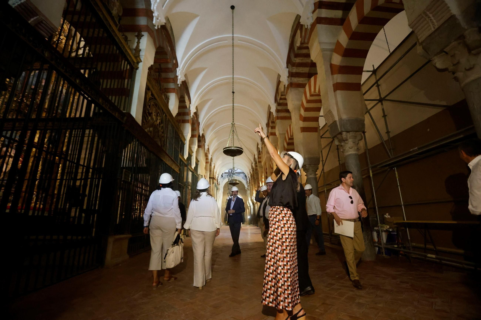 Las imágenes de las obras de emergencia de la Mezquita-Catedral tras el incedio