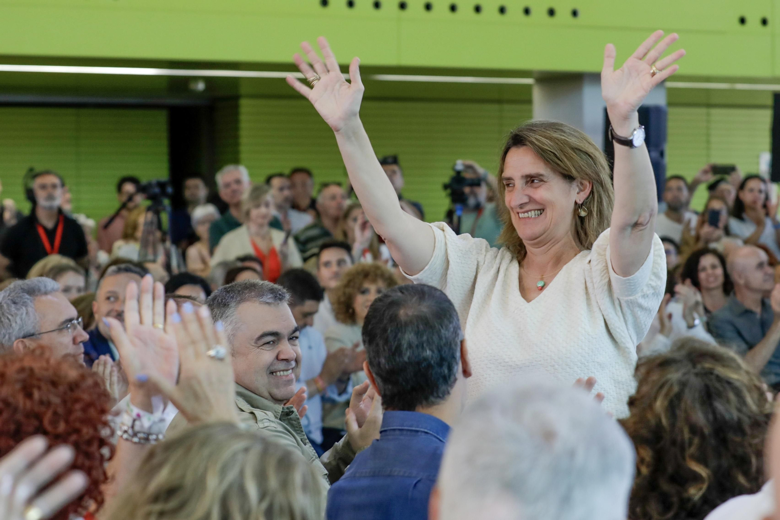 Las imágenes del mitin de Pedro Sánchez en Sevilla