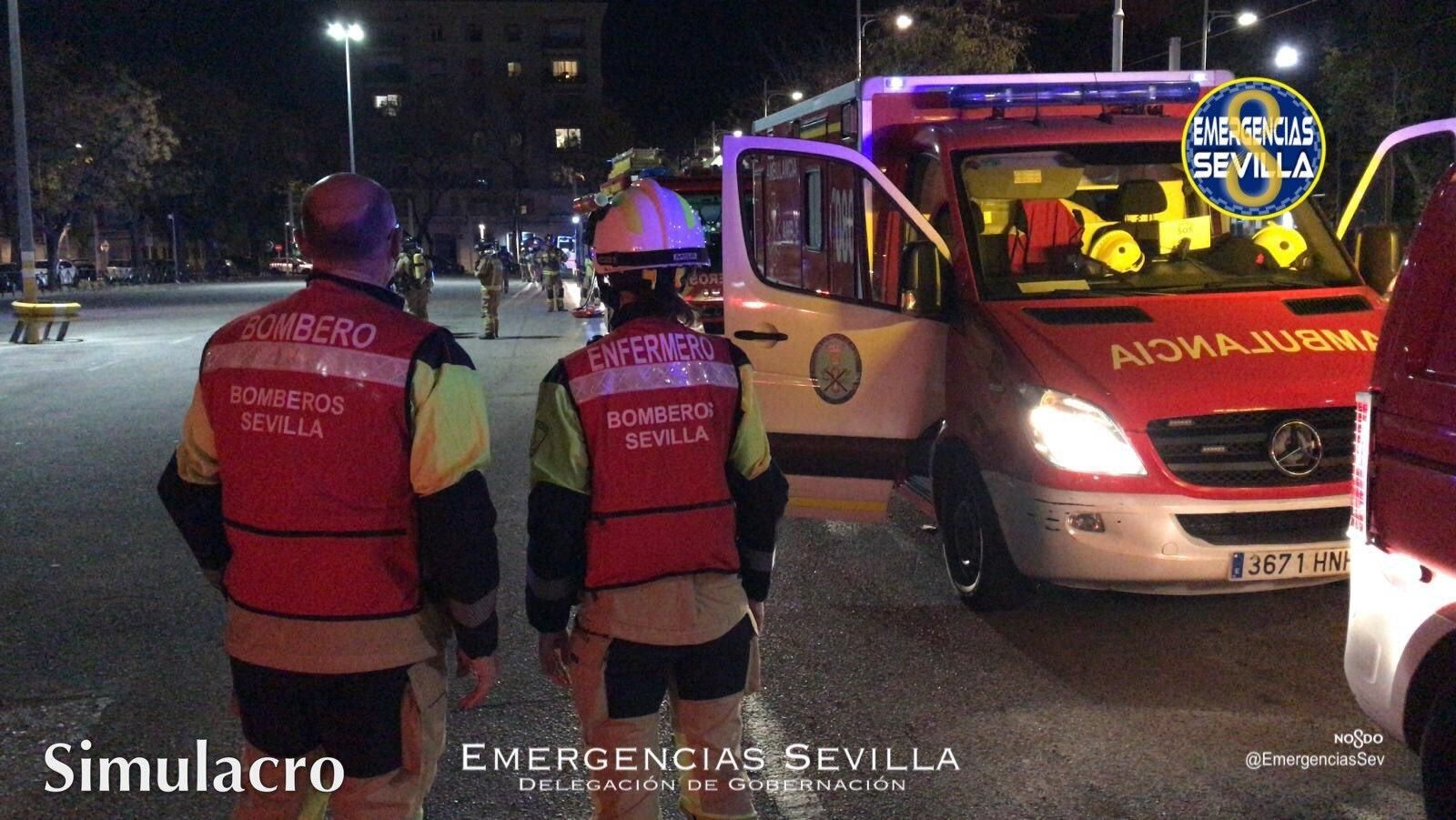 Las imágenes del simulacro de incendios de los Bomberos en el Metro de Sevilla