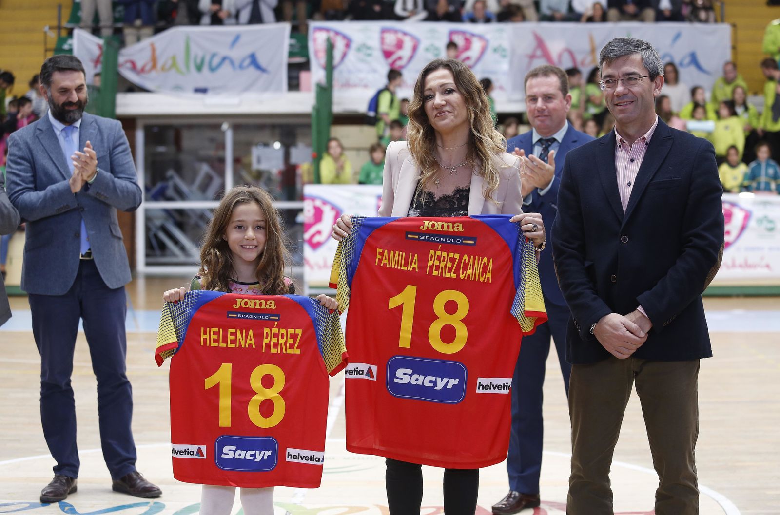 Las fotos del homenaje a José Luis Pérez Canca