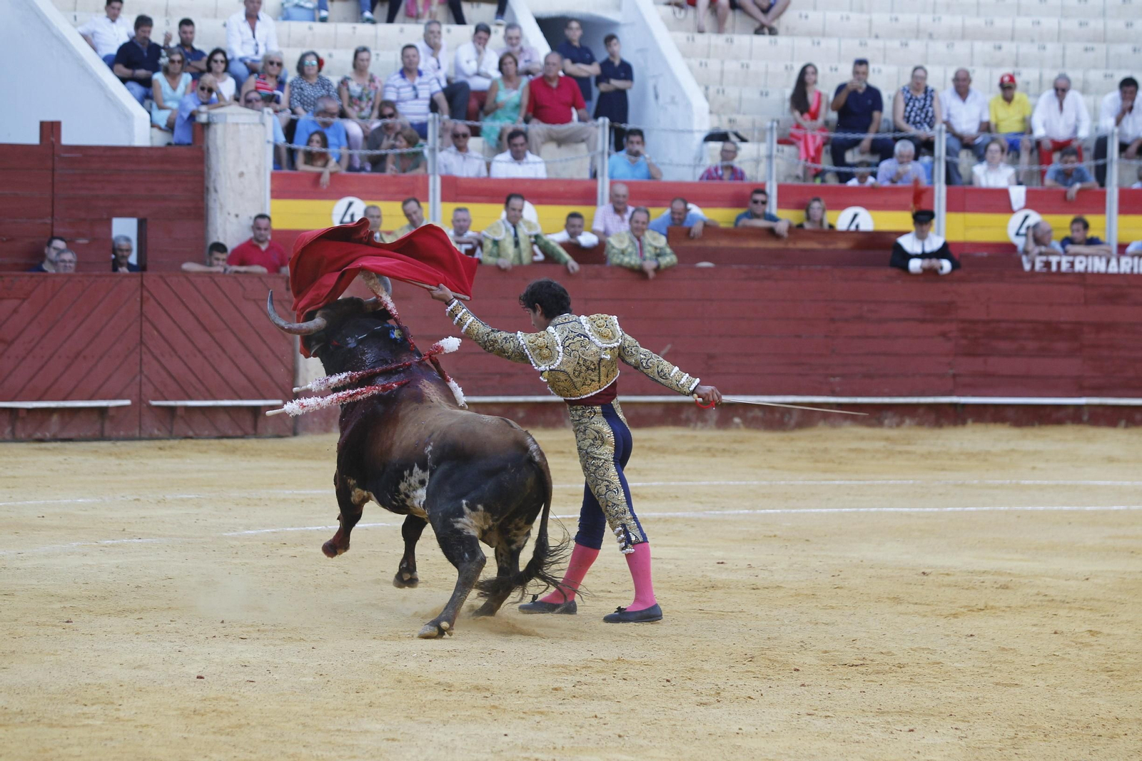 Fotogalería Primera Corrida de Toros. Feria de Almería 2019
