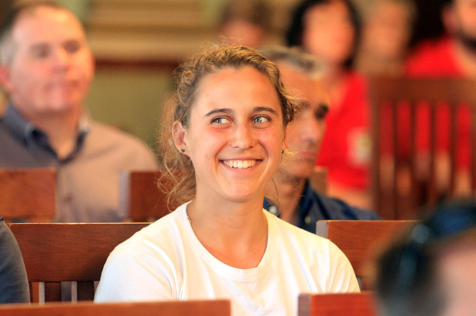 Imágenes de la recepción en el ayuntamiento a organizadores y participantes del Campeonato Europeo de Bádminton que se celebra en Huelva