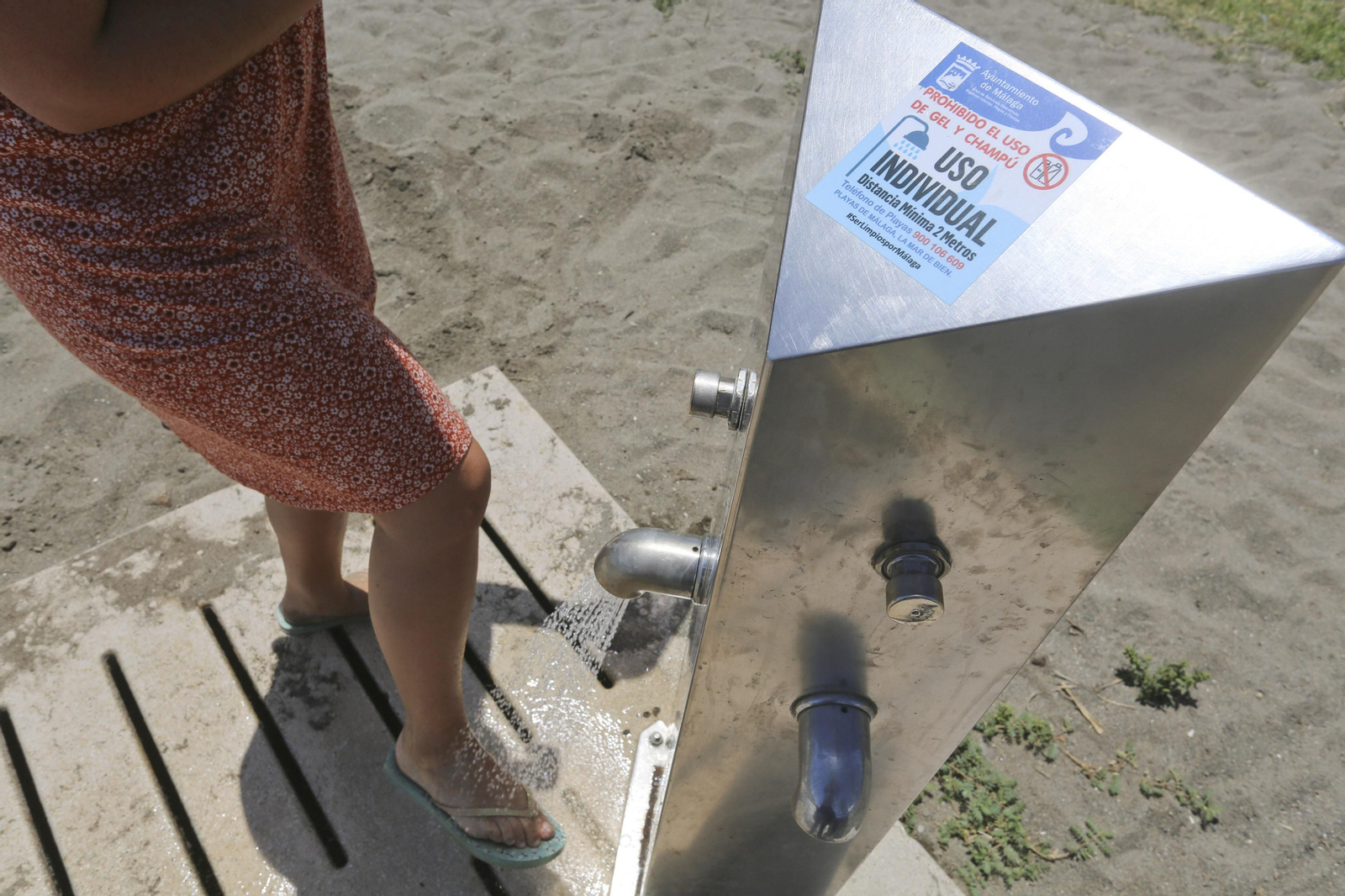 Las playas de Málaga, listas para recibir a los bañistas el lunes