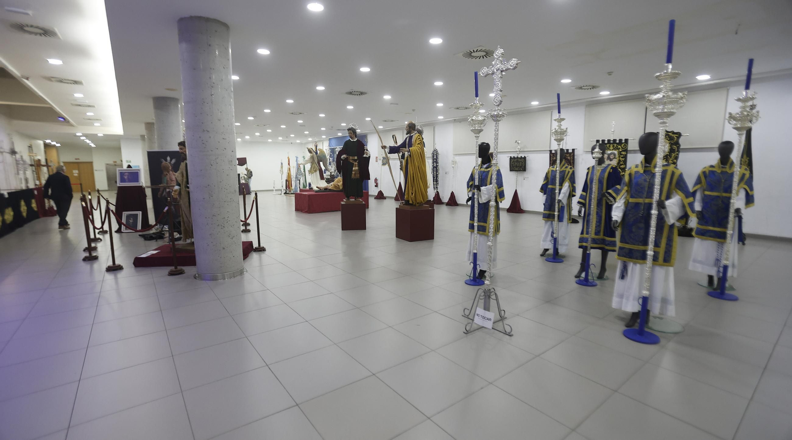 Fotos de la exposición comarcal cofrade en La Línea