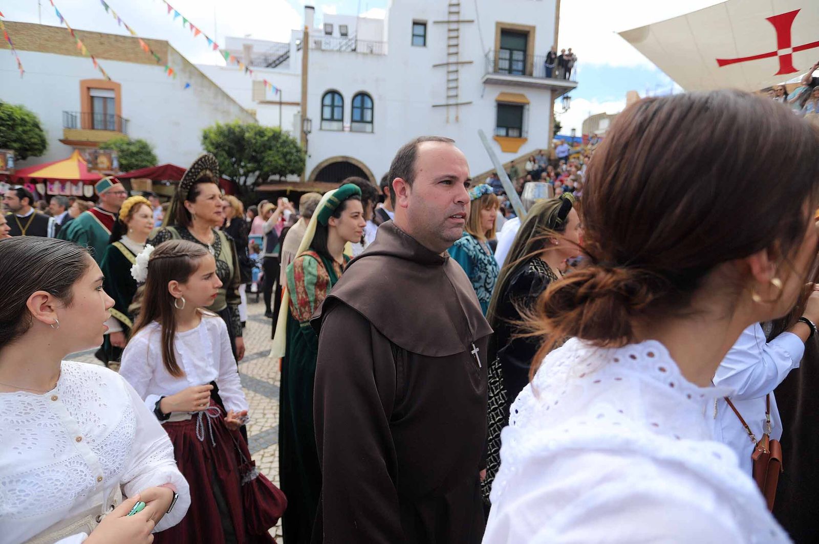 Imágenes del gran ambiente en la Feria Medieval de Palos de la Frontera, Huelva