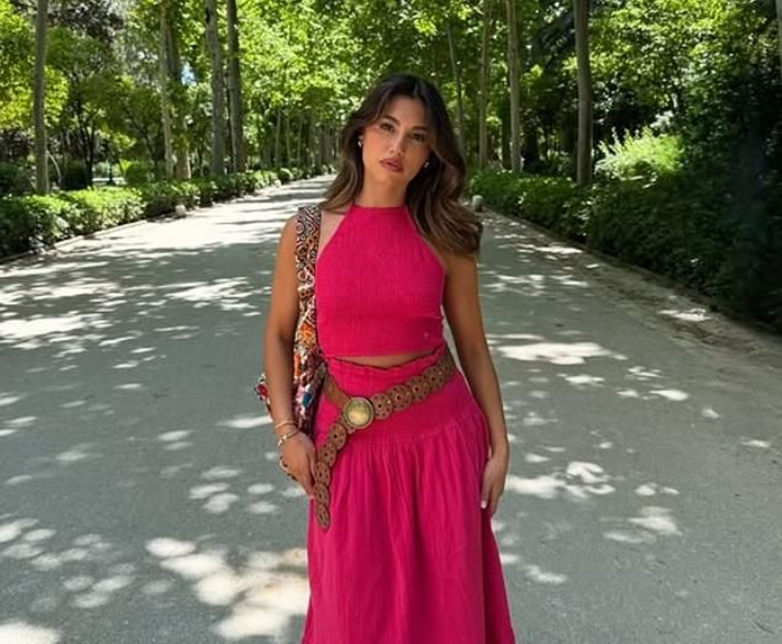 Lleva 48 horas en Stradivarius y todas lo quieren: El vestido boho cómodo y con efecto tipazo que queda ideal con alpargatas.
