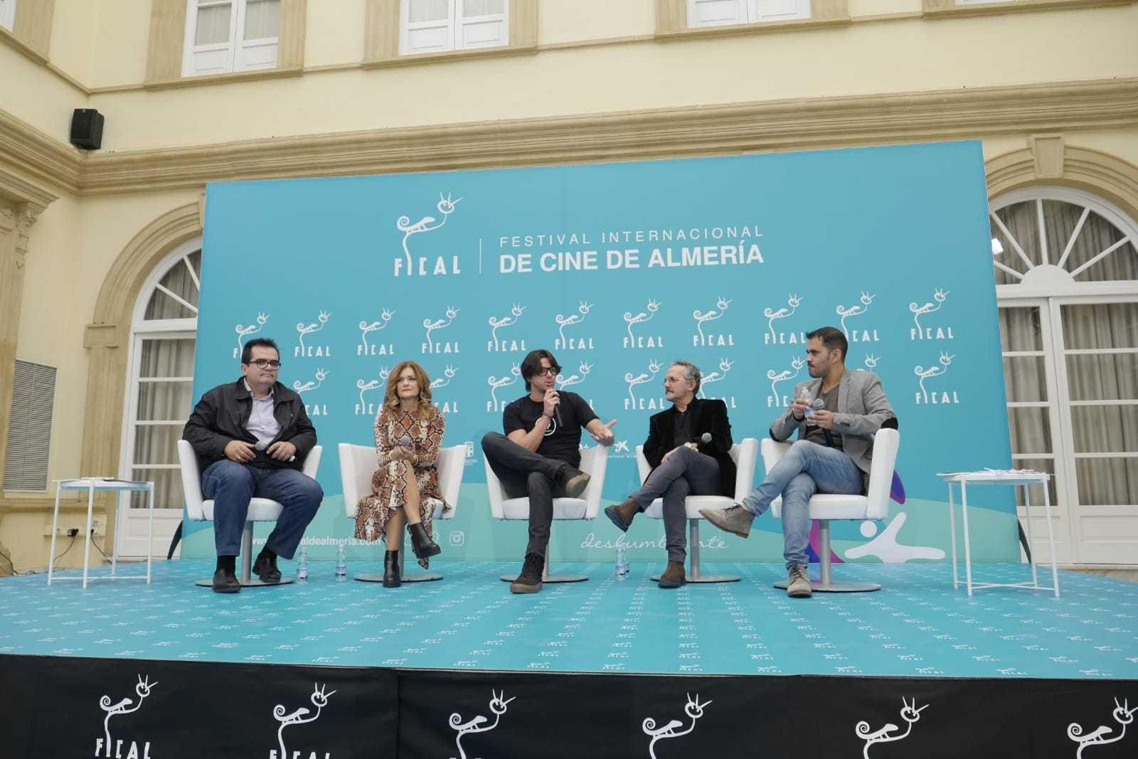 El director de 'Dhogs' dejó su sello en el Festival de Cine.