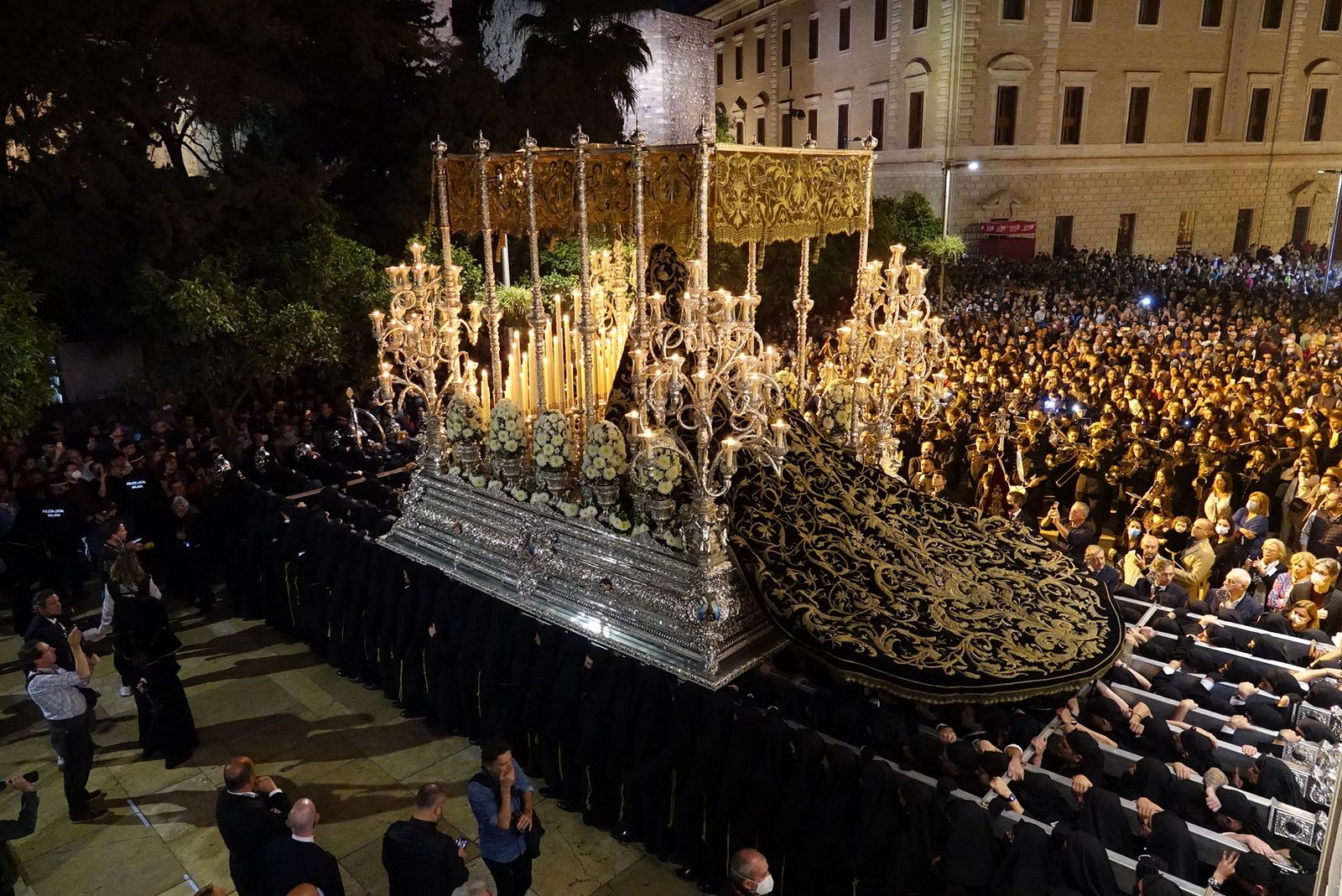 Las fotos del Sepulcro, en el Viernes Santo de Málaga