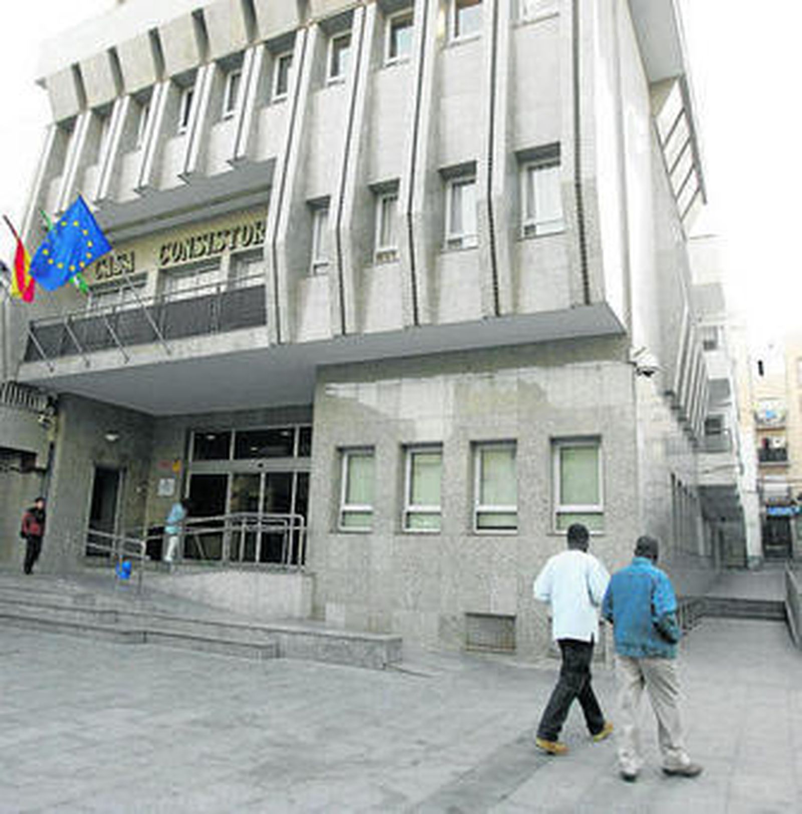 Los vecinos ya no tendrán que acudir a las dependencias municipales para realizar sus trámites.