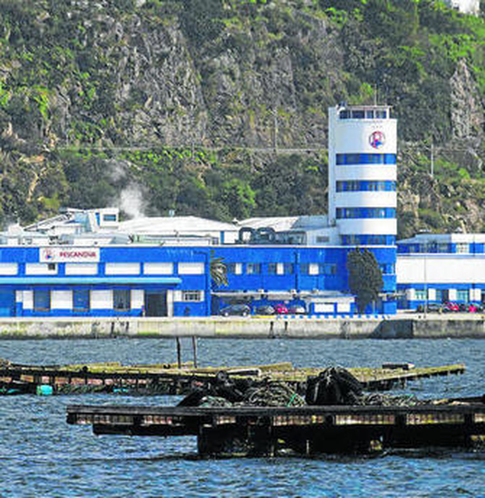 Sede principal de Pescanova en la ría de Vigo.