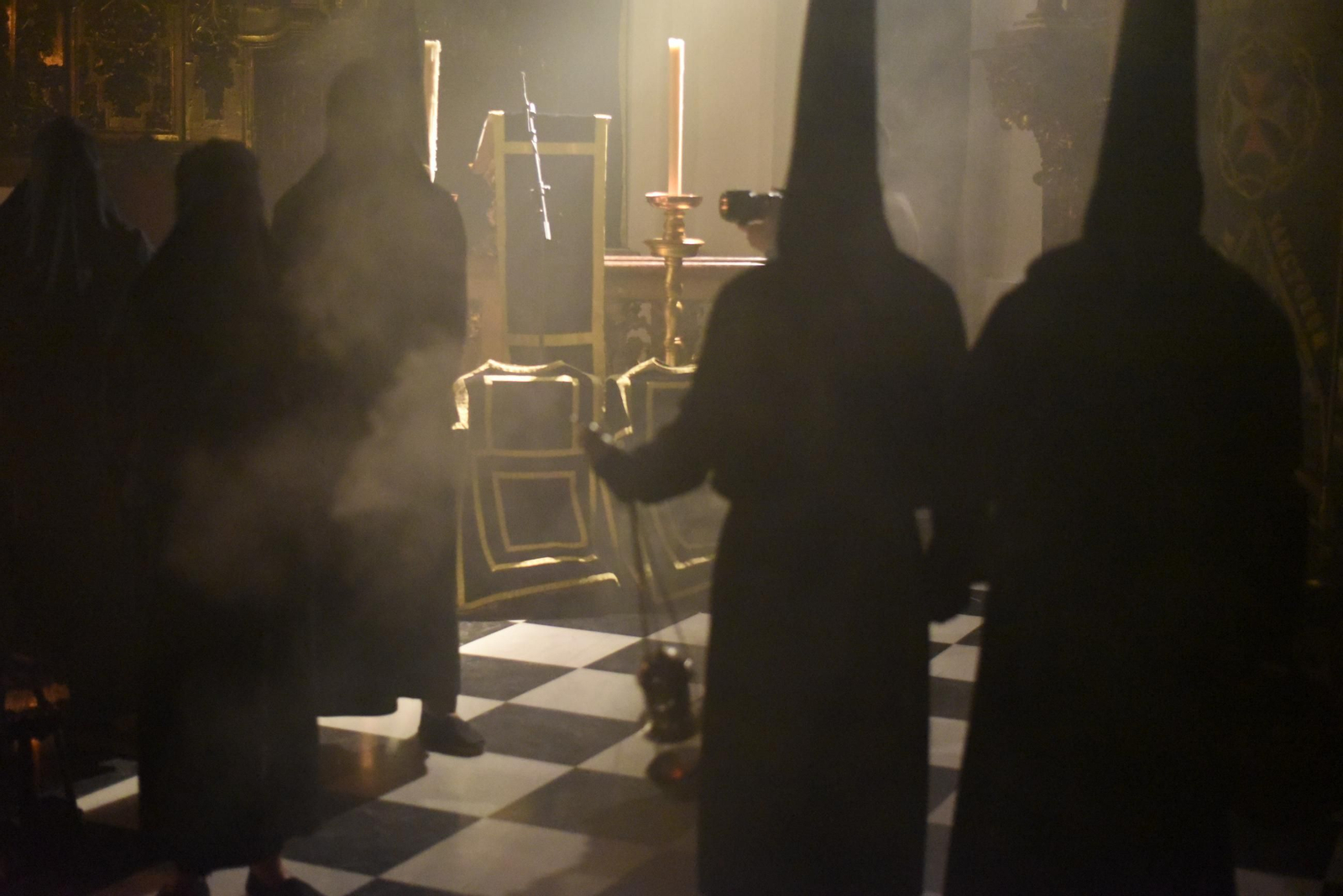 Las imágenes de la hermandad del Vía Crucis el Lunes Santo en Córdoba