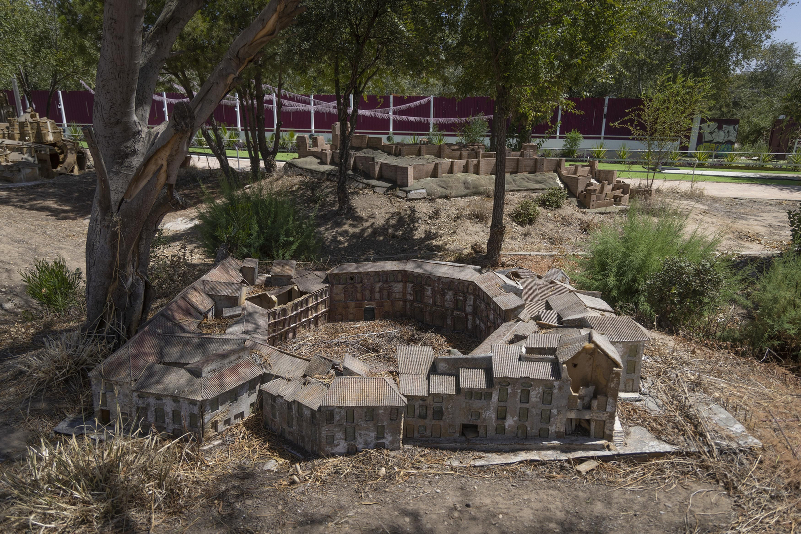 El lamentable estado de conservación de 'Andalucía de los Niños', en fotos