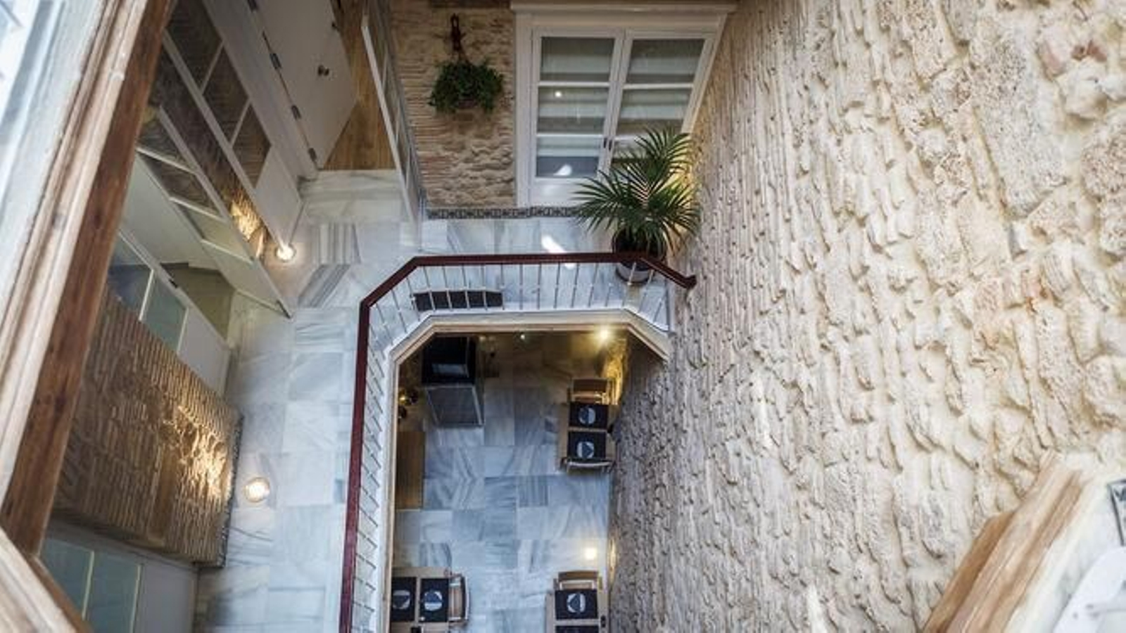 El Ayuntamiento quiere evitar una proliferación de apartamentos turísticos sin control.