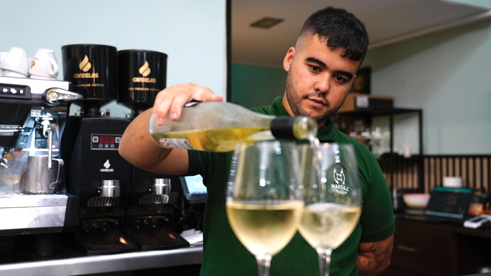 Fotos del bar Nuevo Maridaje en la calle Capitán Ontañón de Algeciras