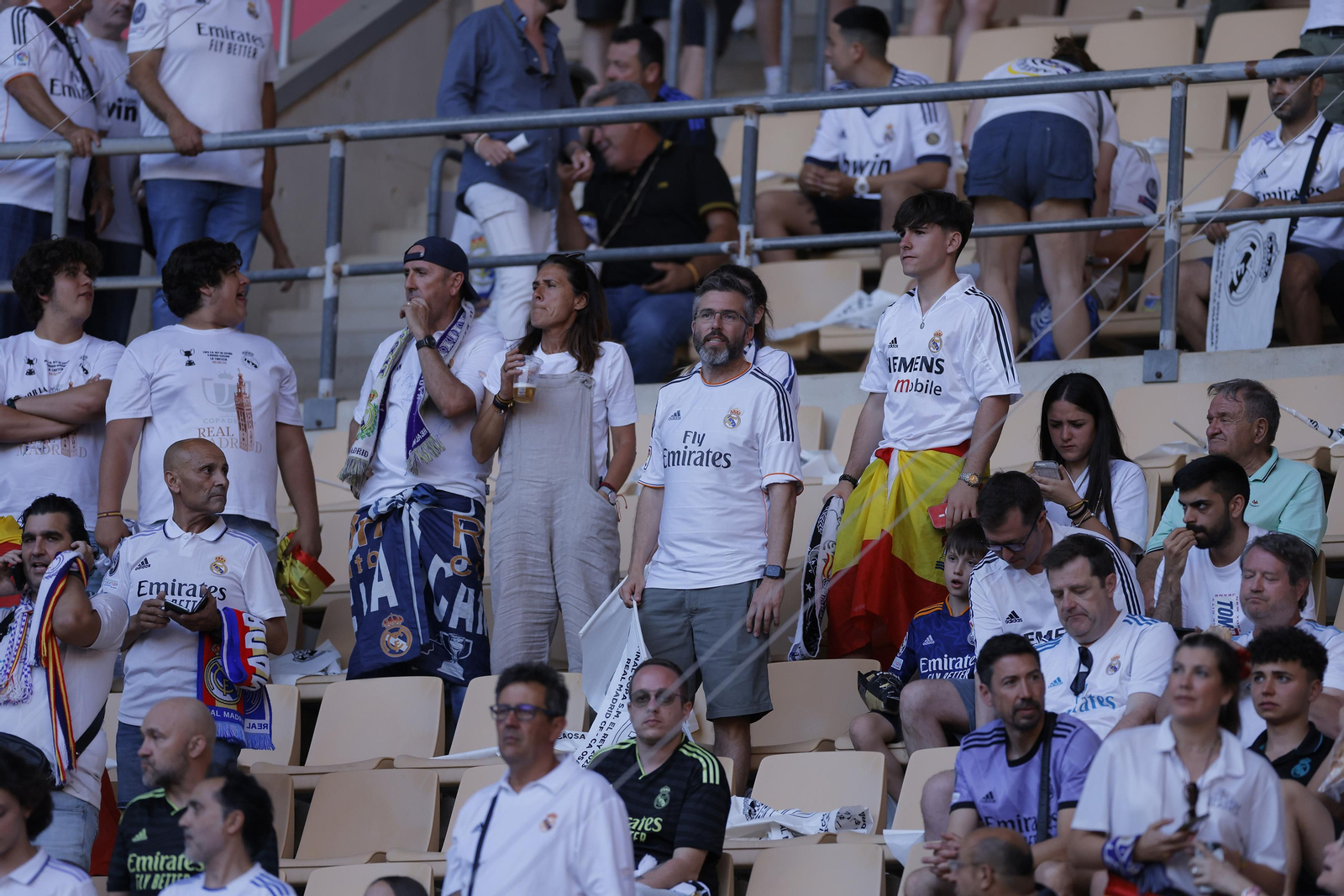Búscate en las fotos de la final de la Copa del Rey entre el Madrid y el Osasuna