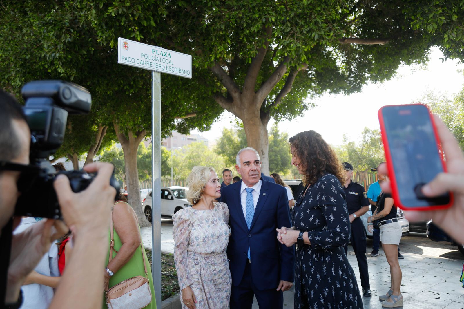 Inauguración de la plaza dedicada al Policía Local Paco Carretero Escribano
