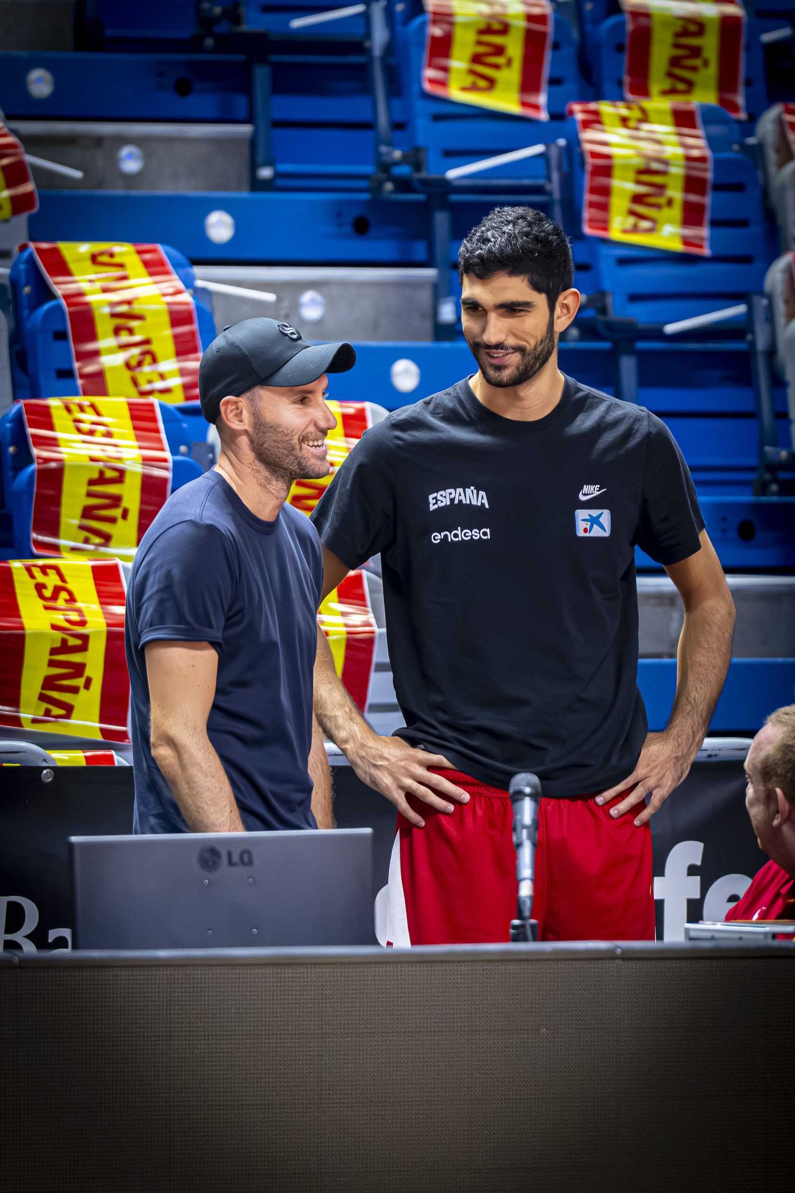 Rudy Fernández visita a España en Málaga