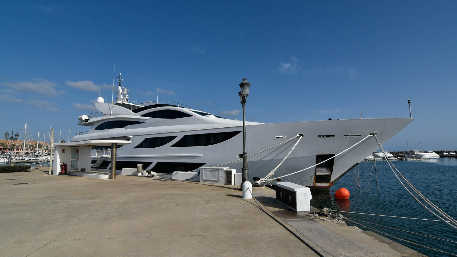 El yate de lujo Samurai One