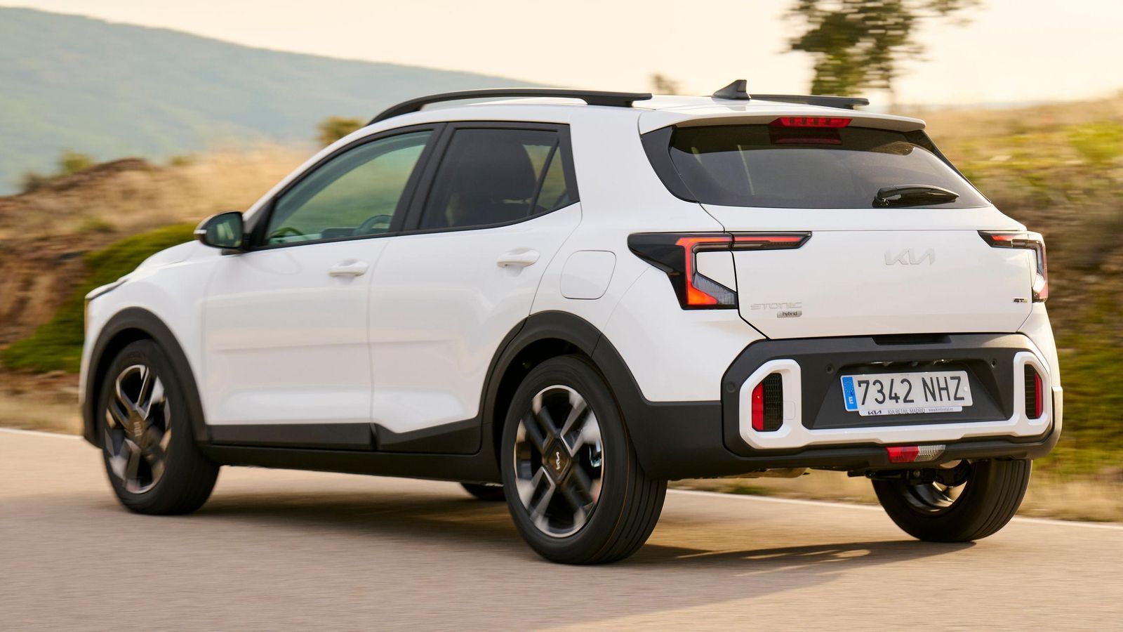 Los GT-line se distinguen, al margen de por las caracasas de los retrovisores en negro o las llantas, por los paragolpes con entradas de aire o antinieblas enmarcados, según sean los delanteros o traseros.