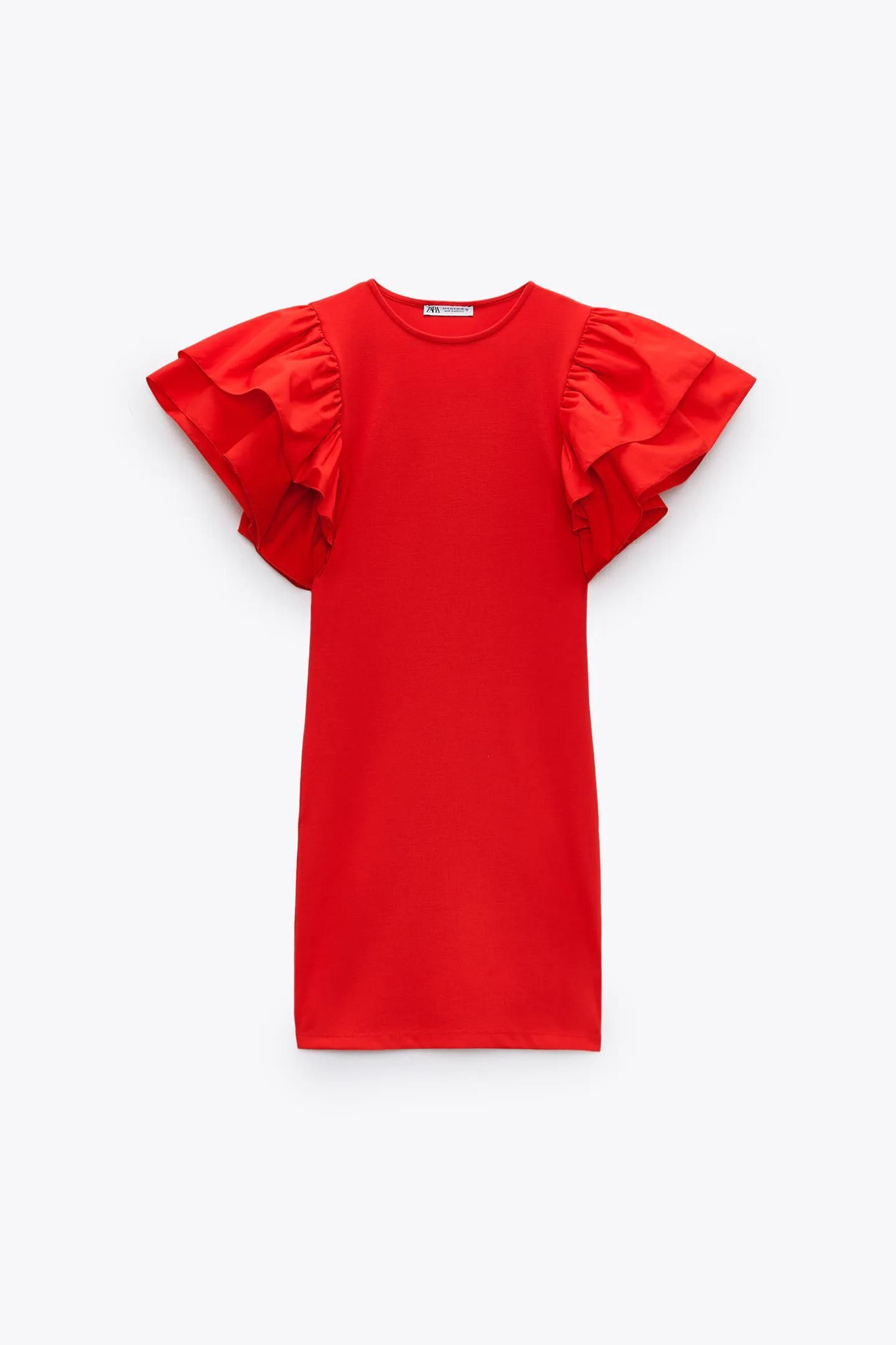 Vestido rojo con volantes en las mangas de Zara. Vestido rojo con volantes en las mangas de Zara.