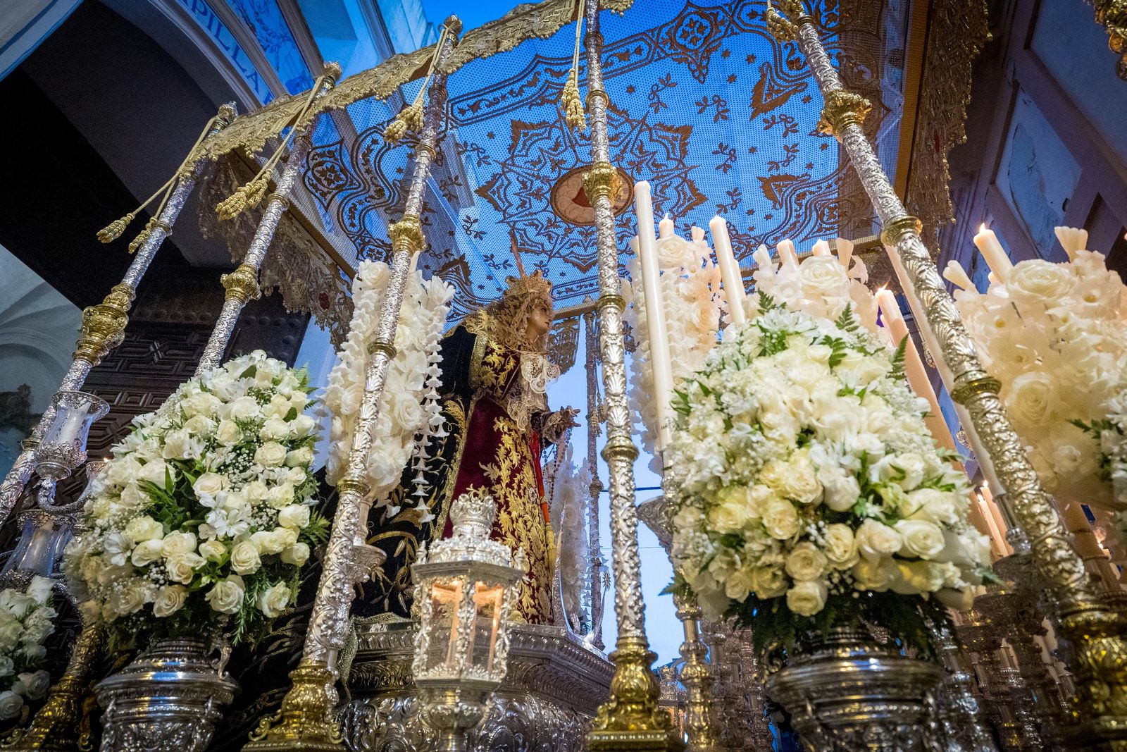 Imágenes de la salida del Nazareno en la Semana Santa de Cádiz 2025