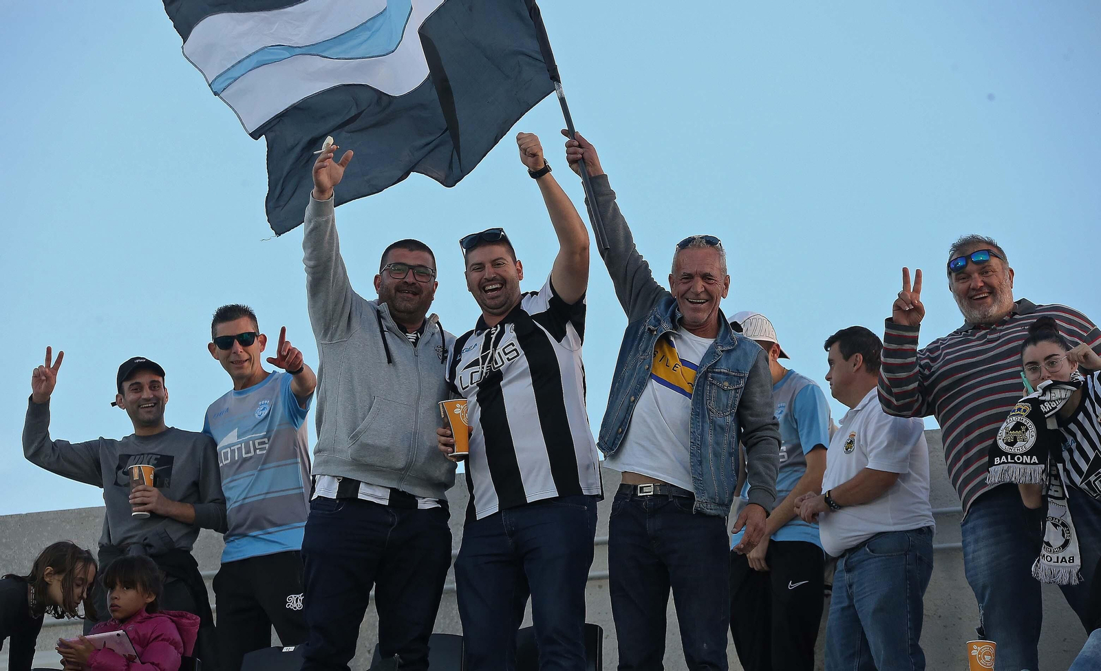 Búscate durante el Balona - Sevilla Atlético en el Ciudad de La Línea
