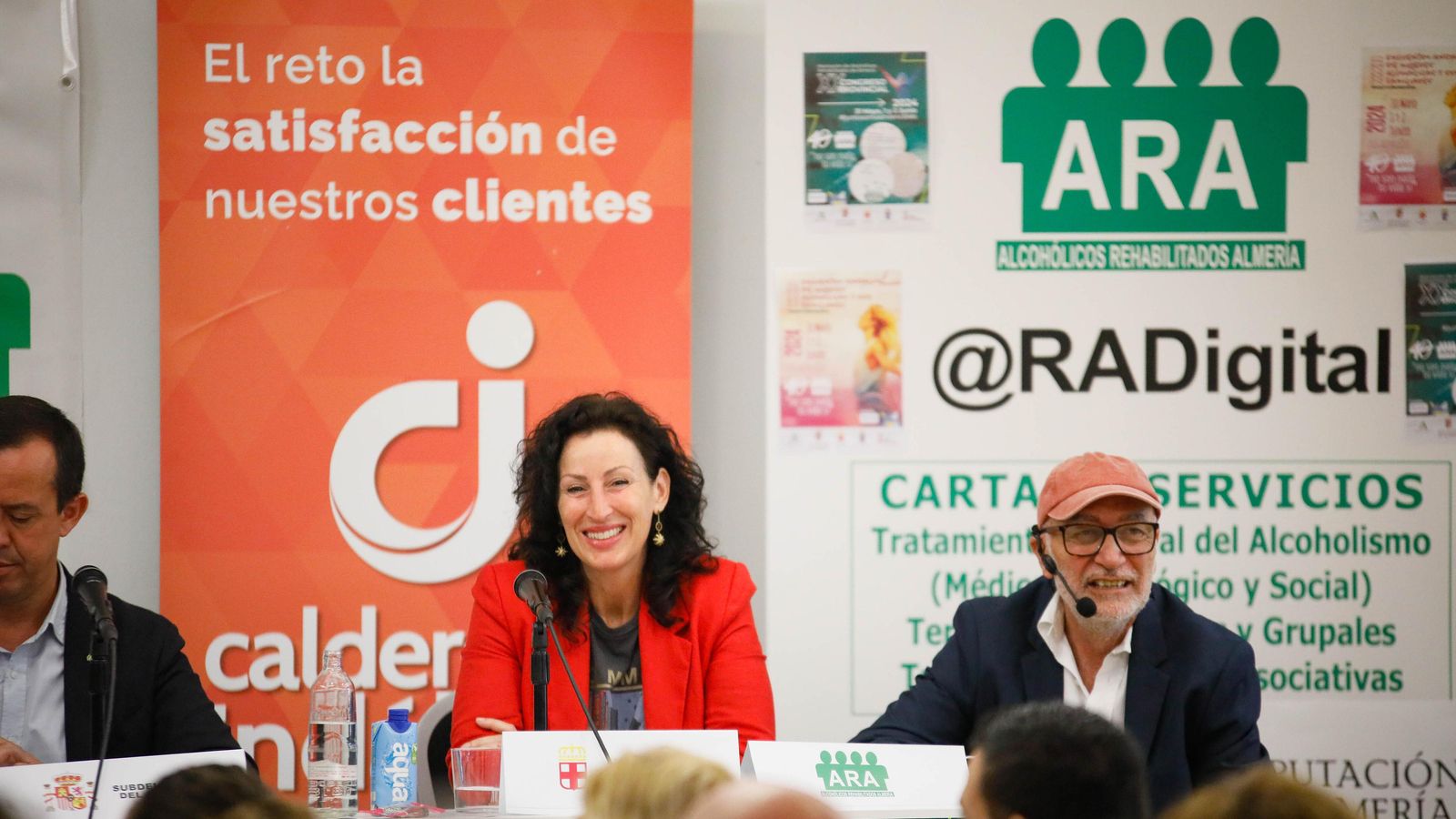 María del Mar Vázquez, alcaldesa de Almería, junto a Ramón Fernández, presidente de ARA.