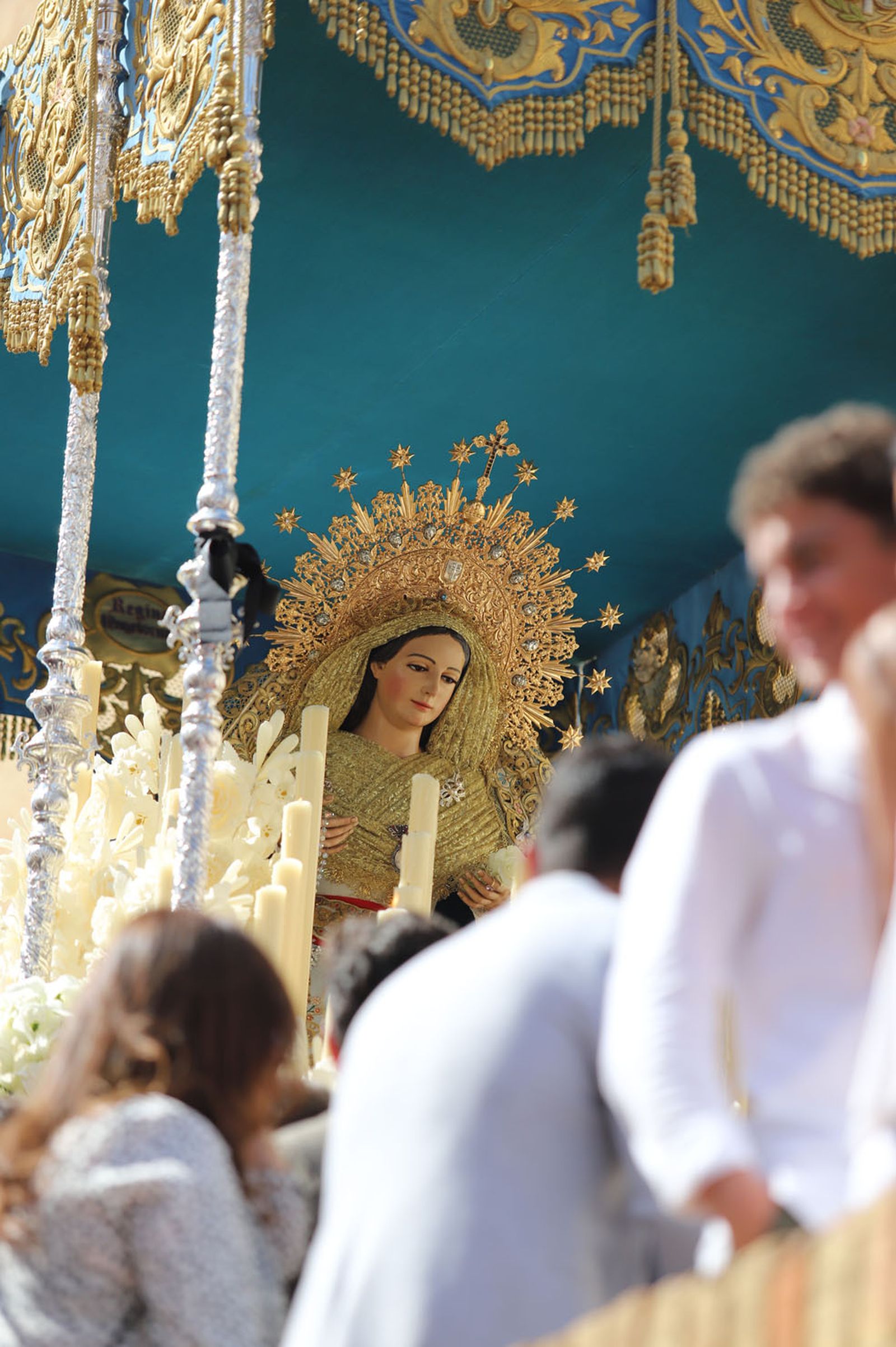 Las mejores imágenes de la hermandad de la Borriquita  de Huelva en el domingo de ramos 2019