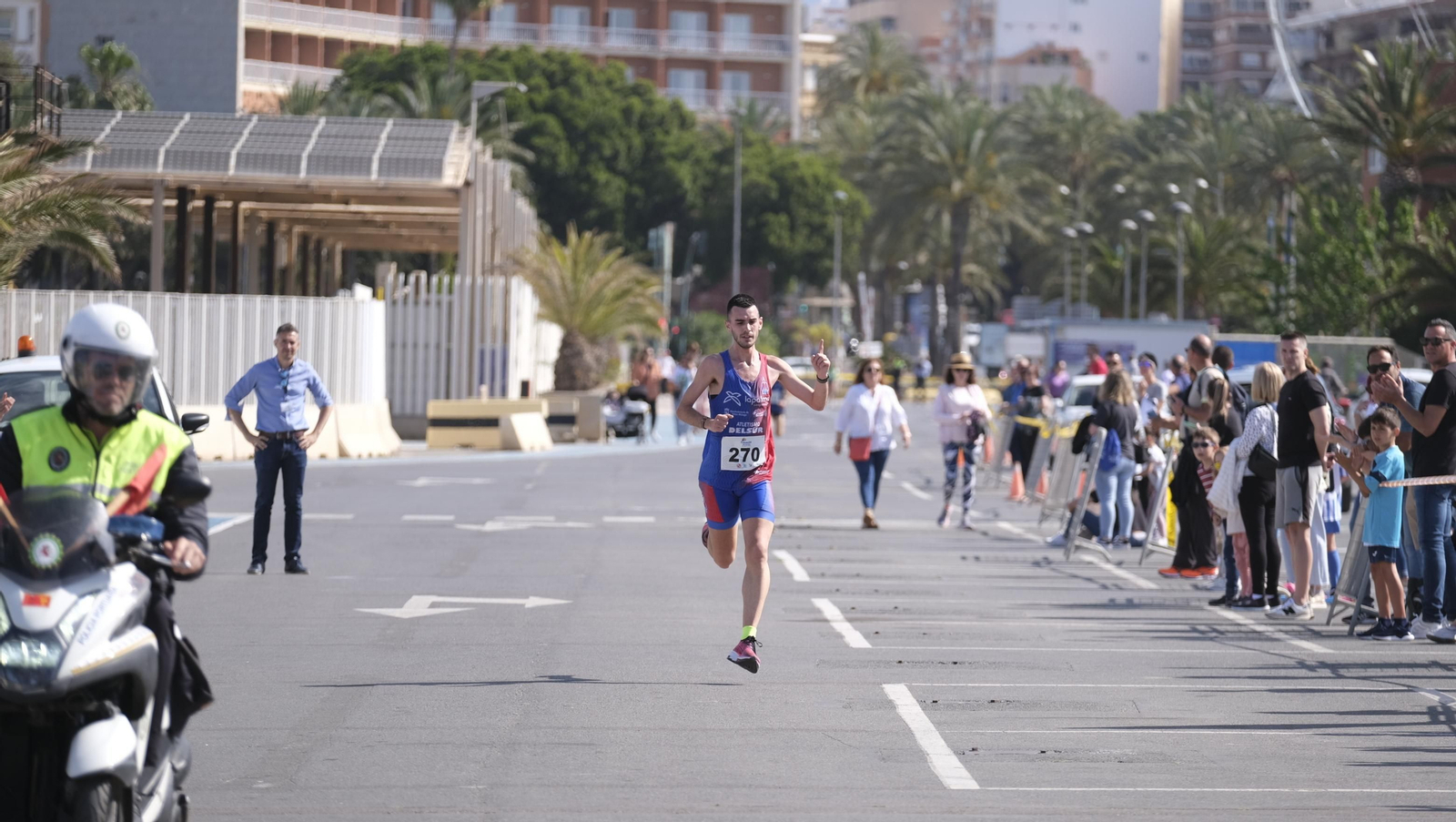 Imágenes de la Carrera del Puerto de Almería 2023