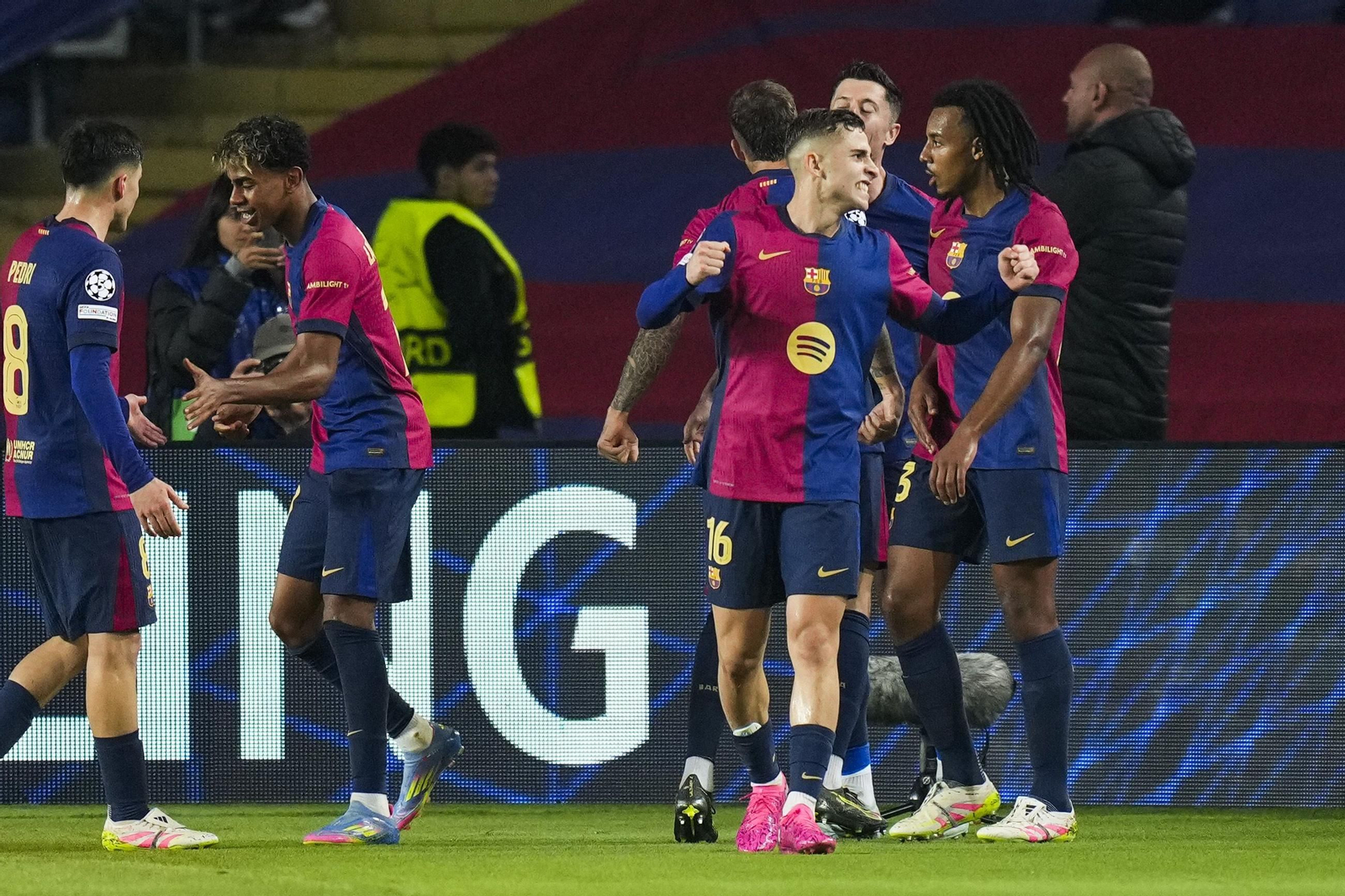 Las mejores fotos del Barcelona - Borussia Dortmund
