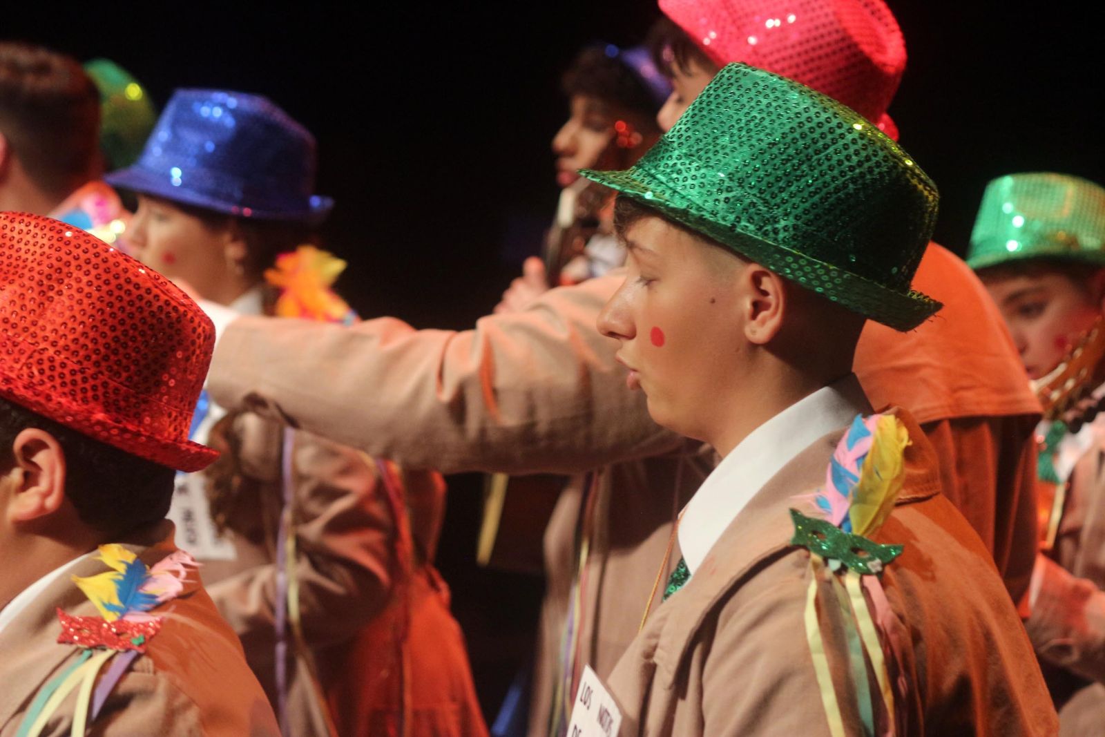 Comparsa infantil 'Los notas de prensa'