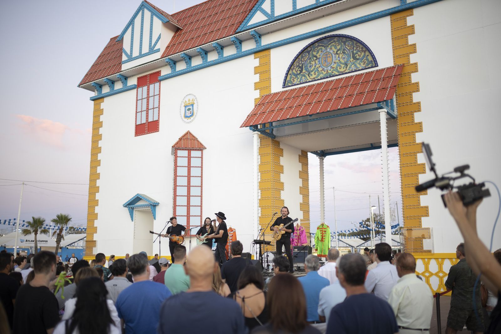 Colombinas 2022: Imágenes del ambiente en el primer día de Colombinas