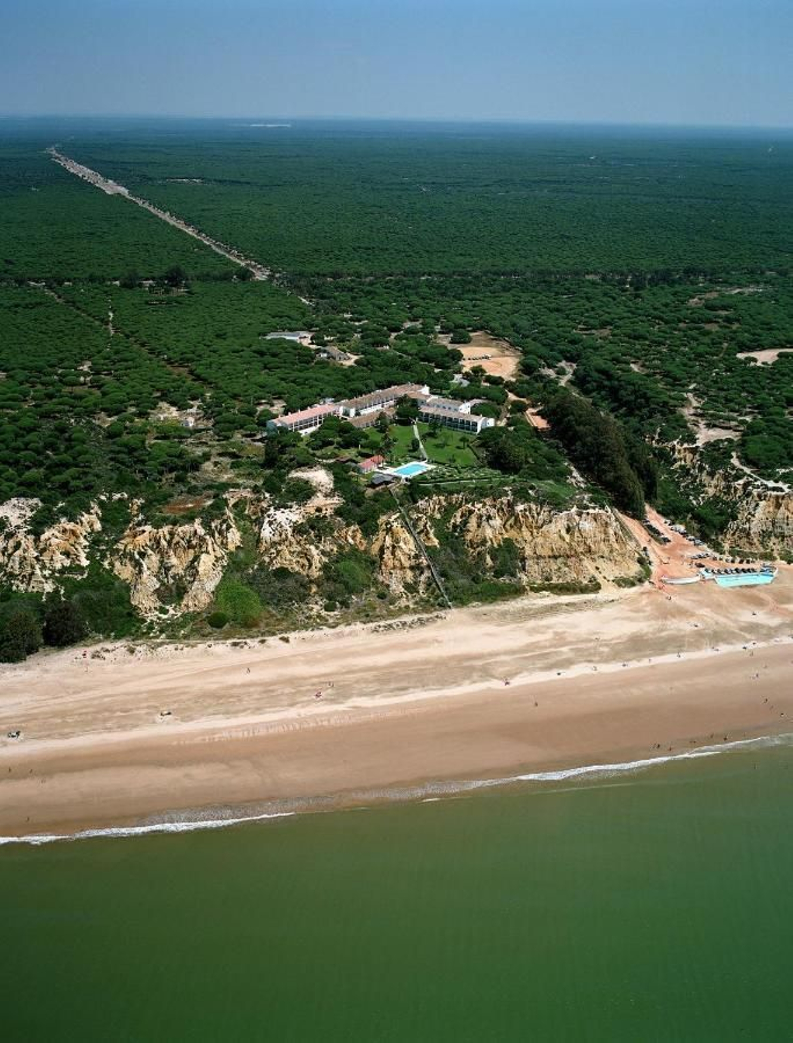 Uno de los paradores más bonitos y con mejores vistas de España está en Huelva Uno de los paradores más bonitos y con mejores vistas de España está en Huelva