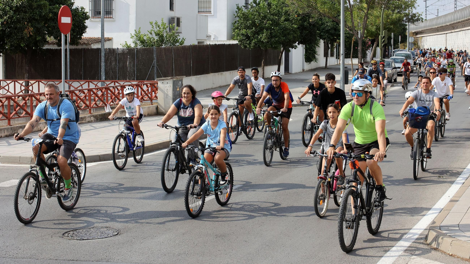 Búscate en el Día de la Bici Amistad por Jerez