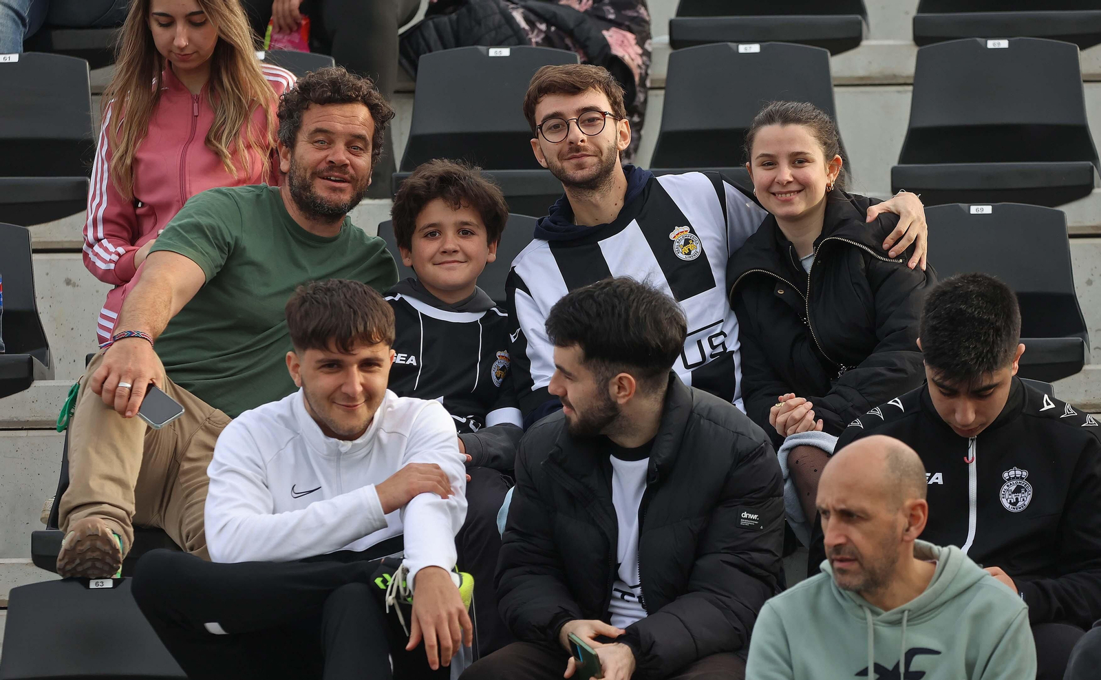 Búscate en el Ciudad de La Línea durante el Balona - San Roque de Lepe de Segunda RFEF